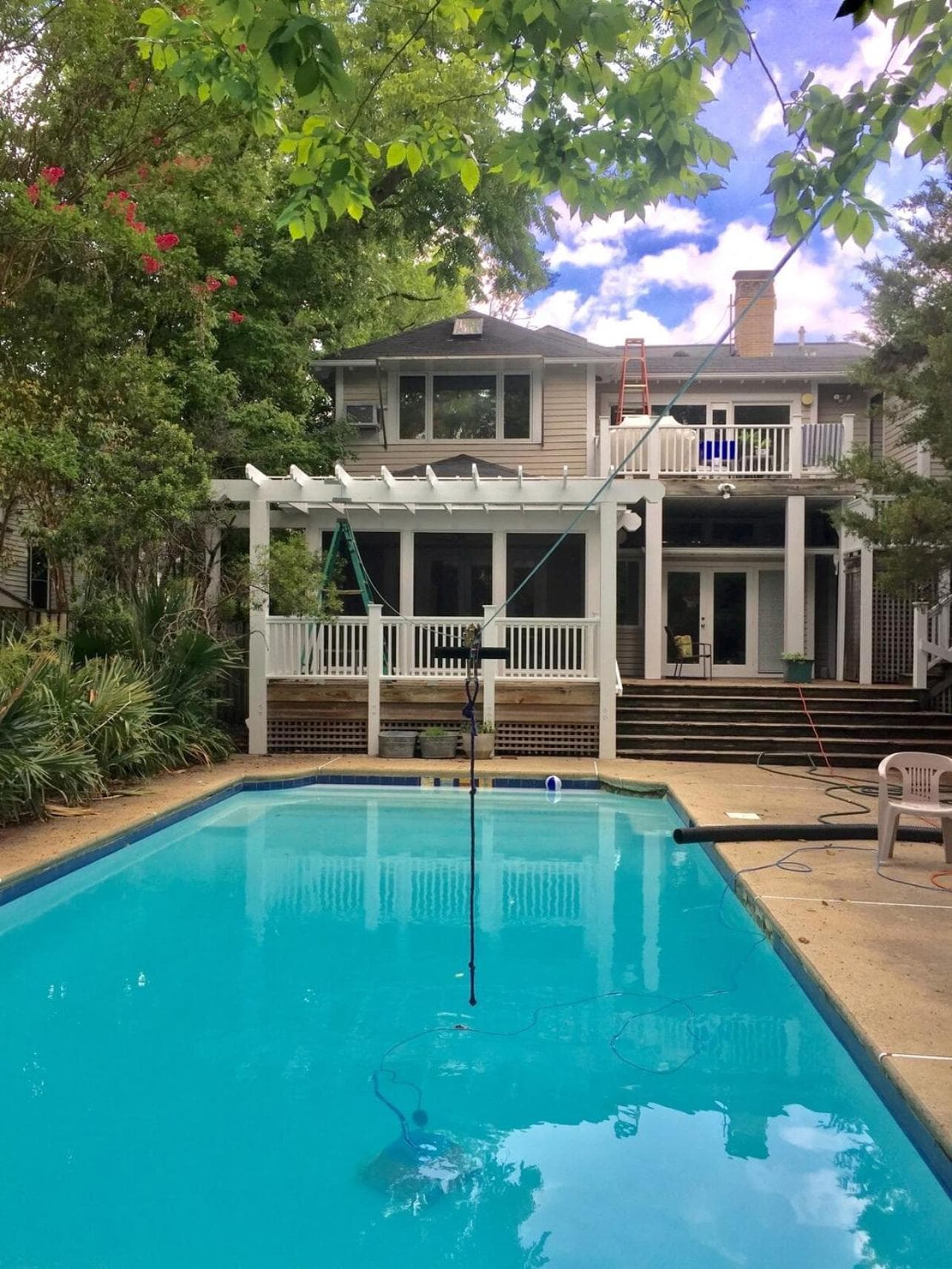 Photograph supplied for Cozy Poolside Studio