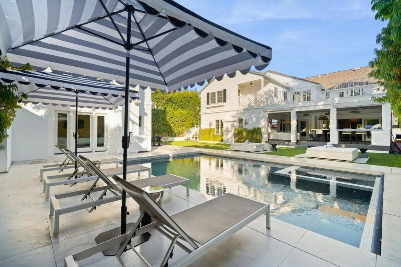 Photograph supplied for Hearst Estate