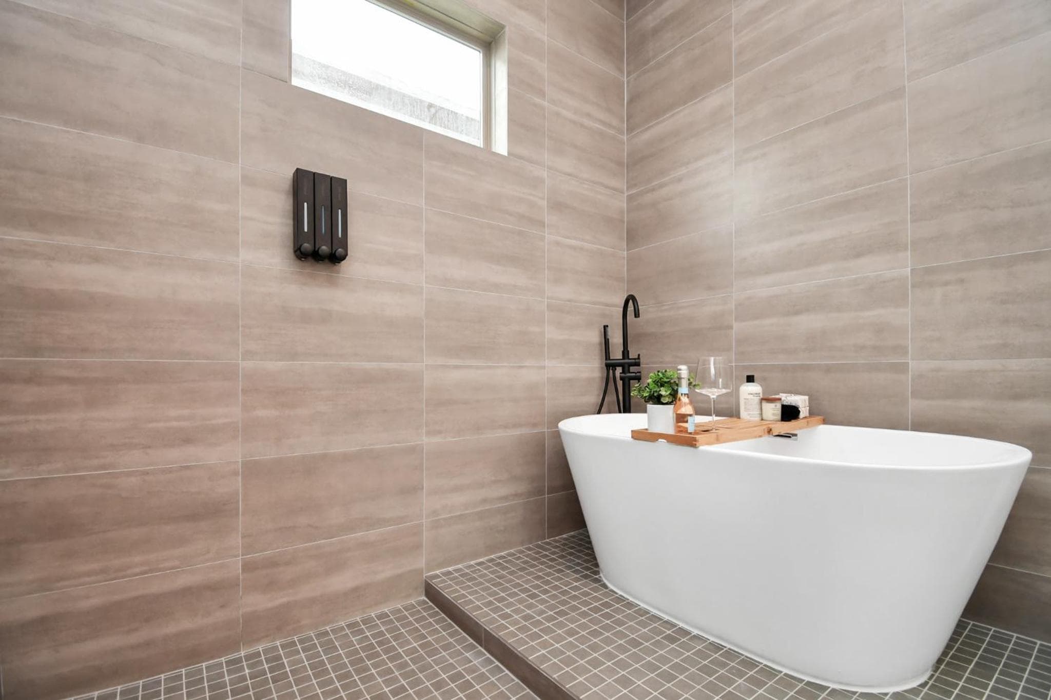 Photograph supplied for Midnight Reverie- Luxury Townhouse-Med Center DWTN