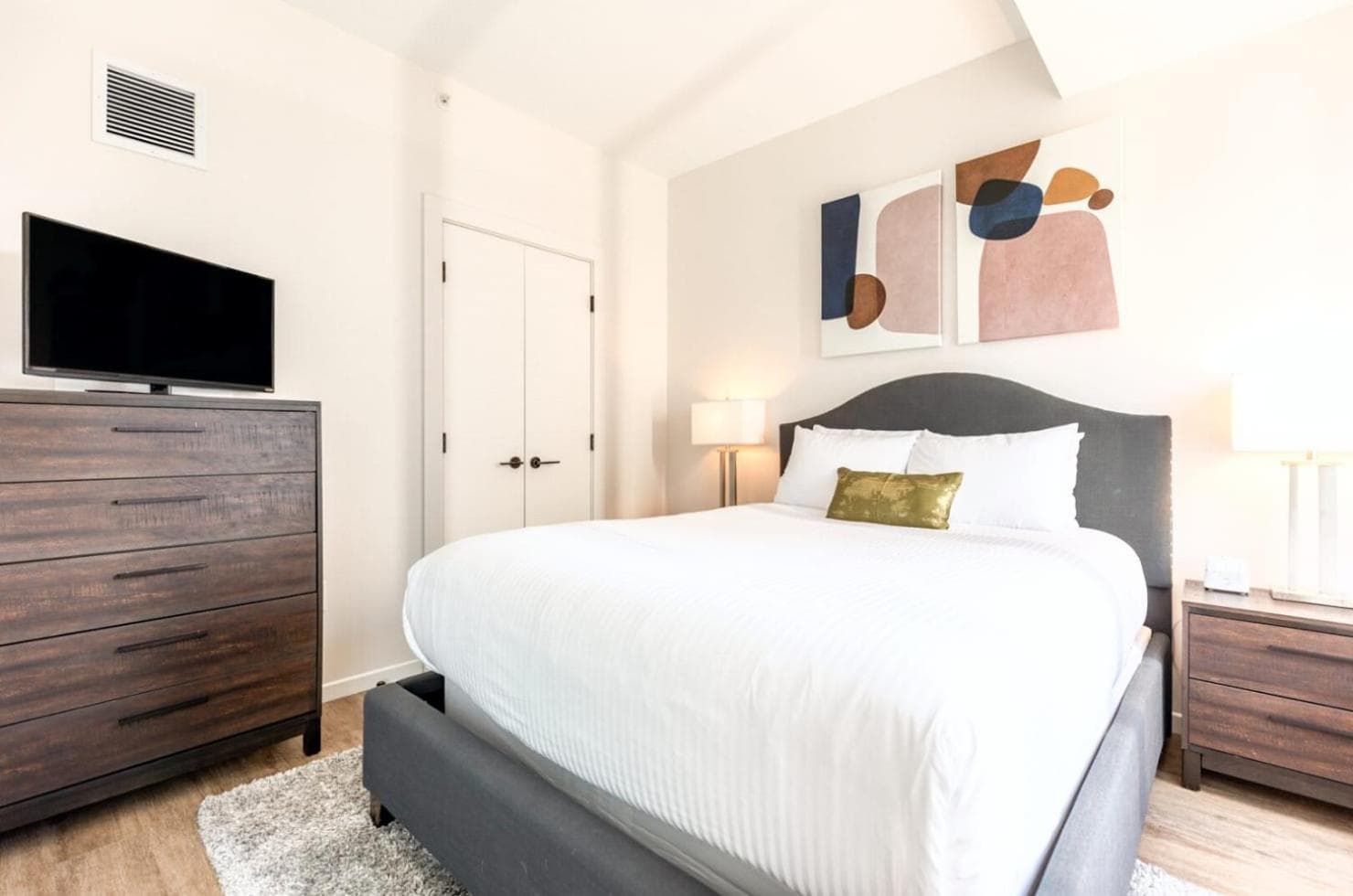 Photograph supplied for Bright Apt Downtown Seaport