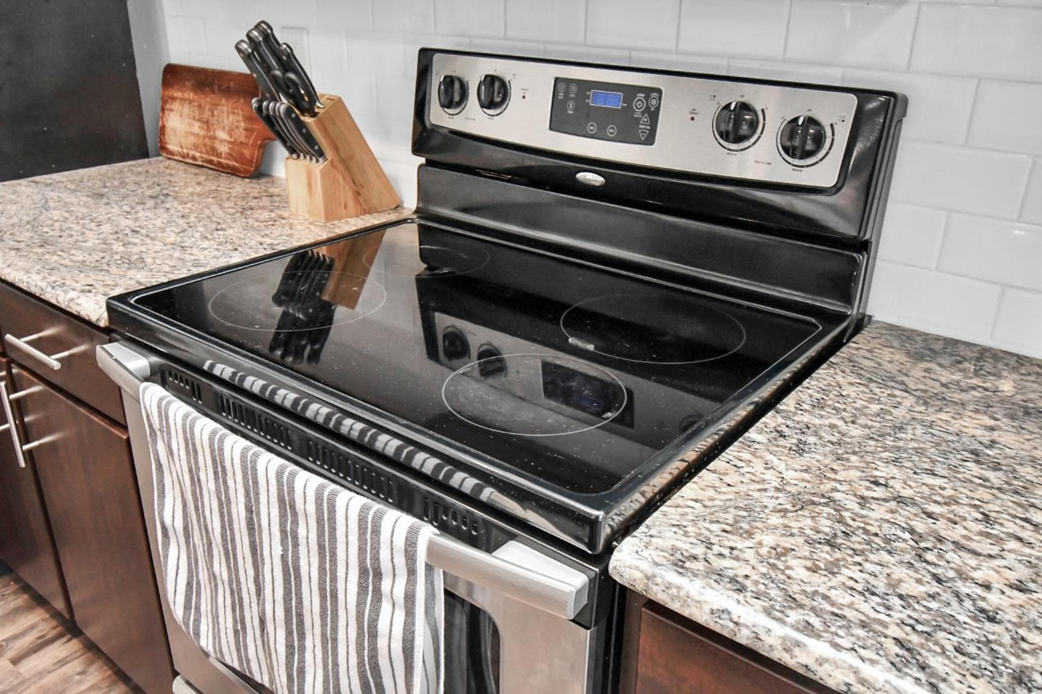 Photograph supplied for 2 Bedroom Retreat Near Downtown - Med Ctr