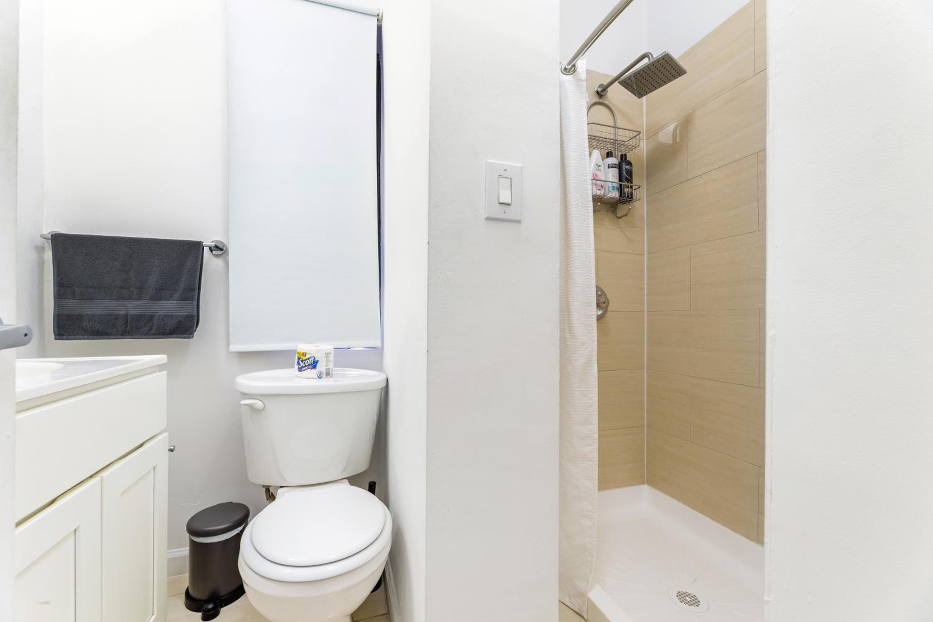 Photograph supplied for Hidden Cozy 2BD apartment In Manhattan