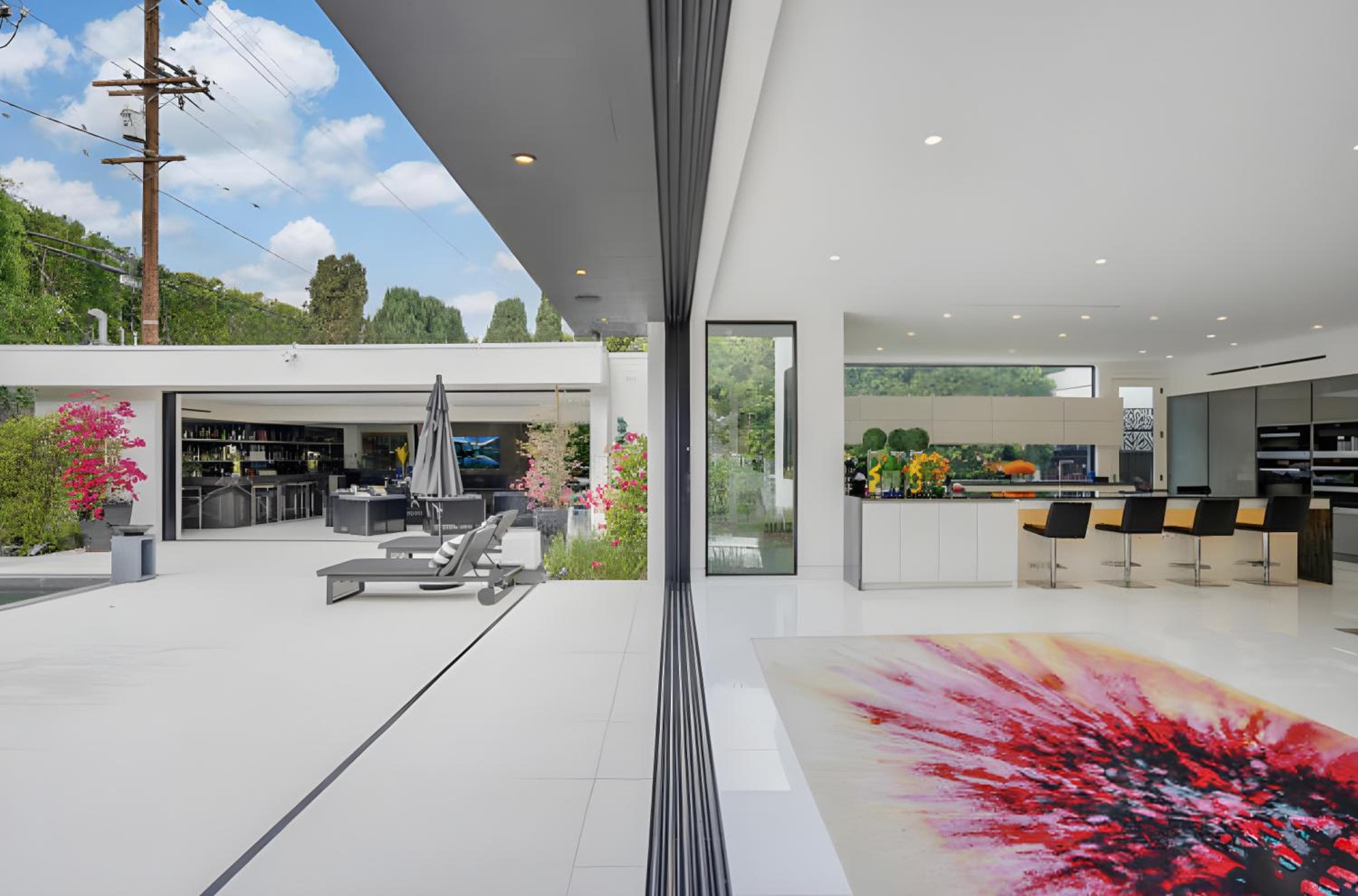 Photograph supplied for Sleek Grand Villa in Beverly Hills