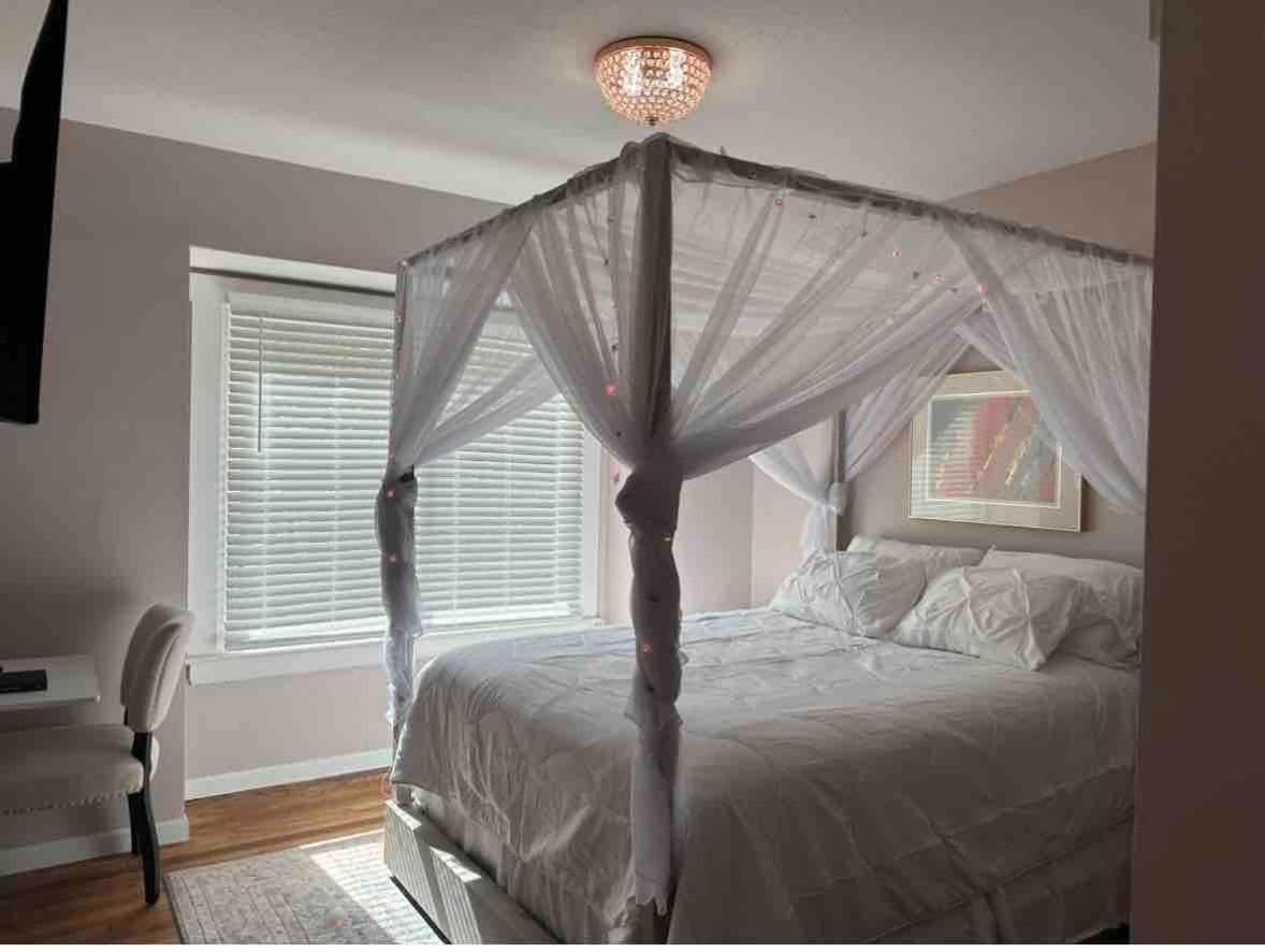 Photograph supplied for Sunny Lavender Canopy Retreat