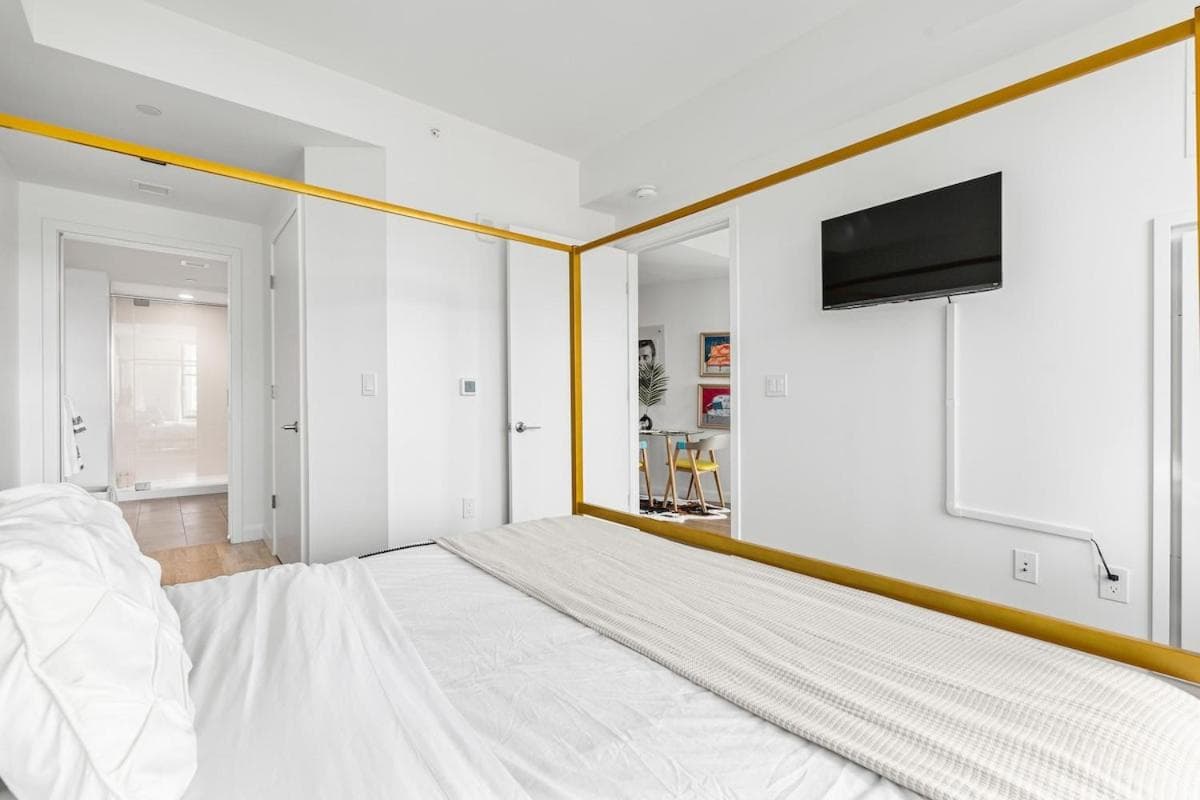 Photograph supplied for Cambridge 3 Bedroom Luxury Suite