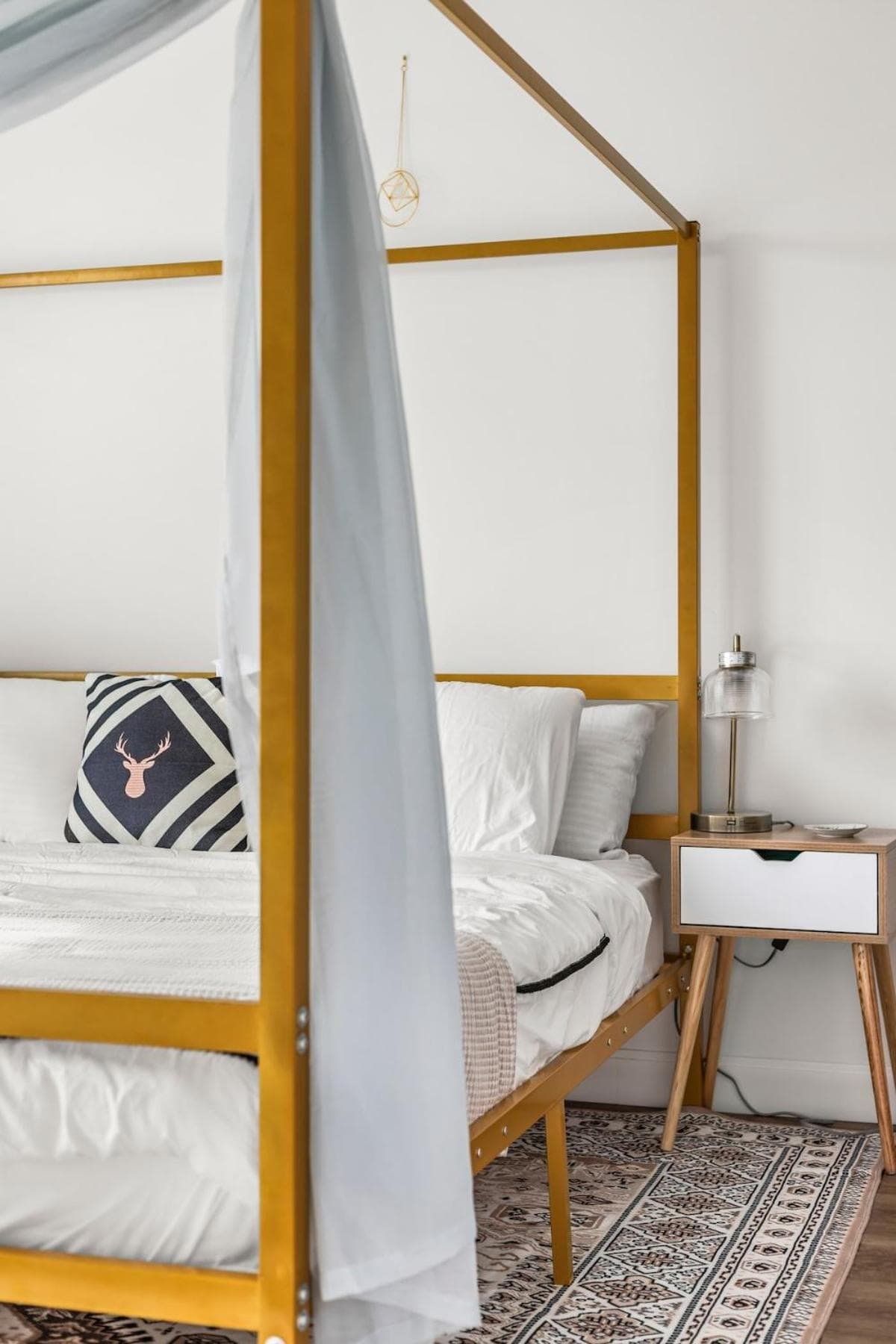 Photograph supplied for Cambridge 3 Bedroom Luxury Suite
