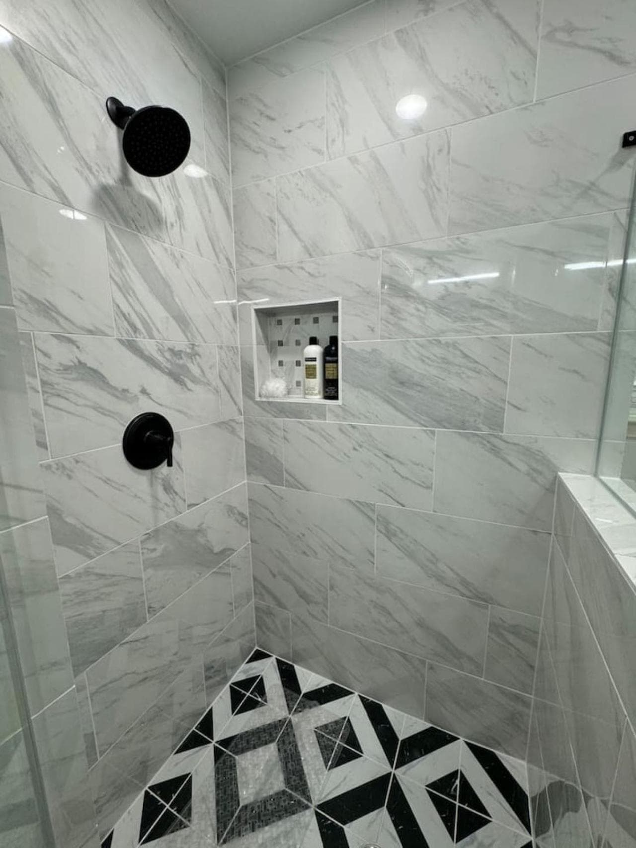 Photograph supplied for Spacious 1 Bdrm Studio Montrose