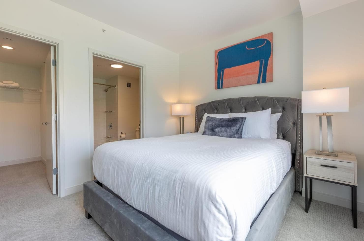 Photograph supplied for Luxury Apt Near Charles River