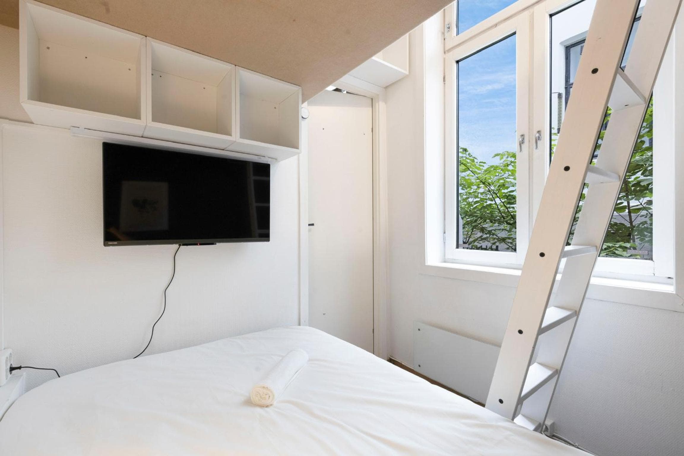 Photograph supplied for Affordable and central room rental