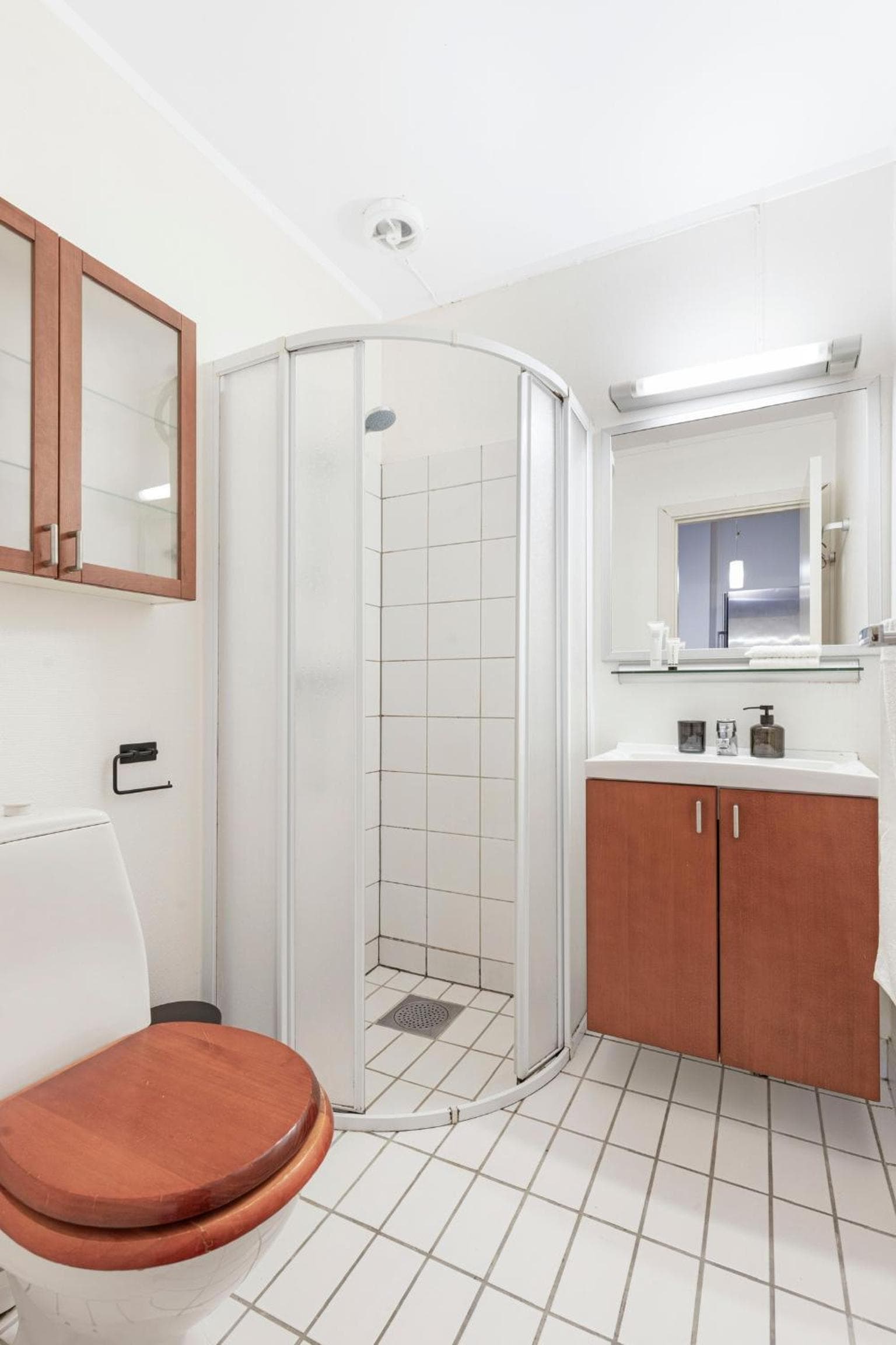 Photograph supplied for Affordable and central room rental