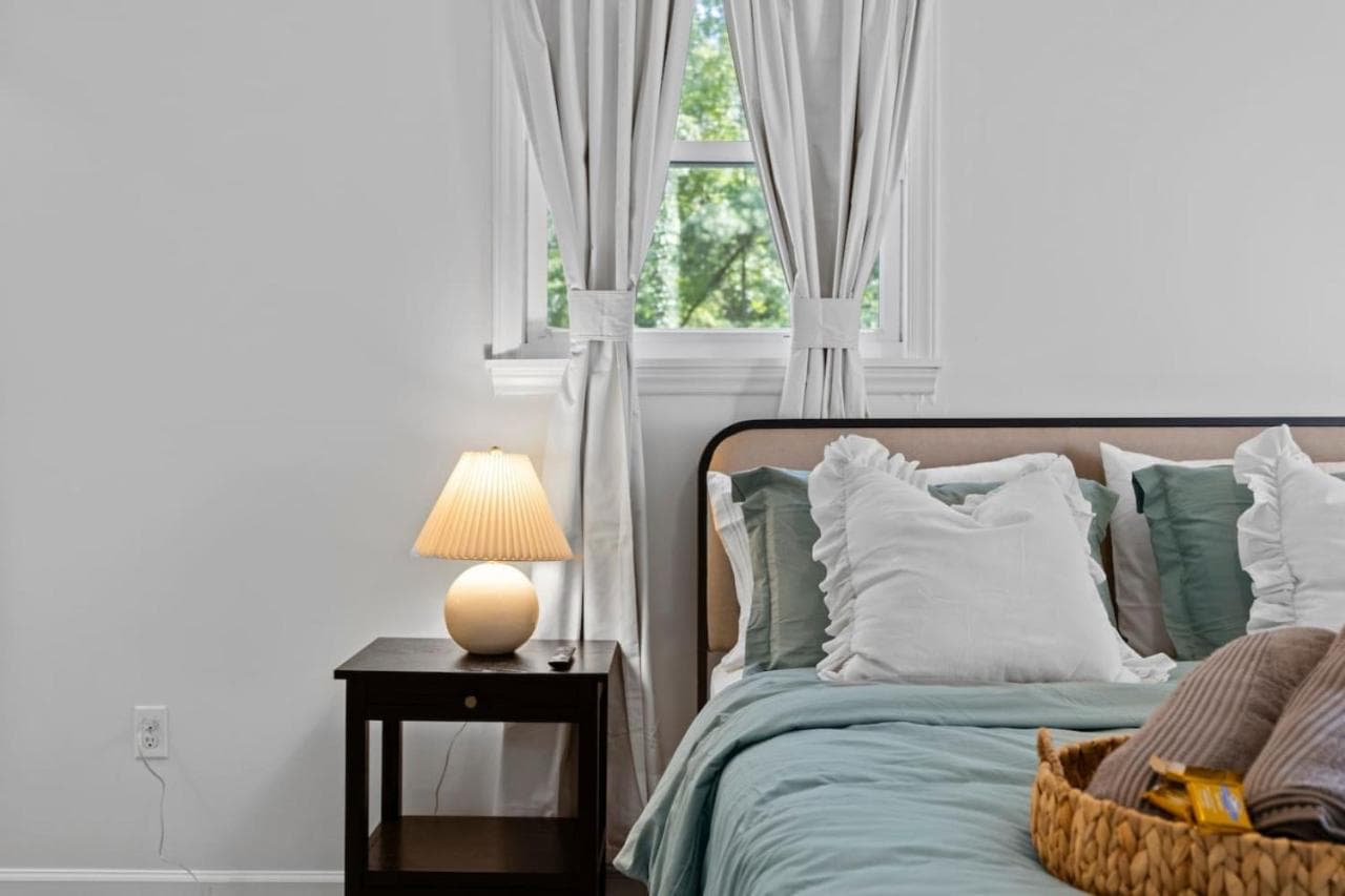 Photograph supplied for Cozy Cottage retreat minutes to Duke|RDU|Downtown