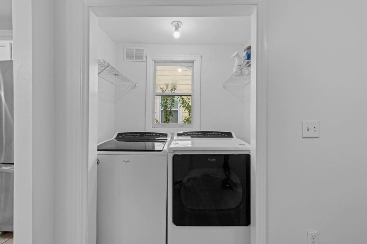 Photograph supplied for Cozy Cottage retreat minutes to Duke|RDU|Downtown