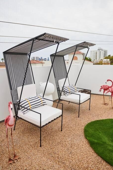 Photograph supplied for Penthouse Luxury, DTLA views, live-work walk to everything!