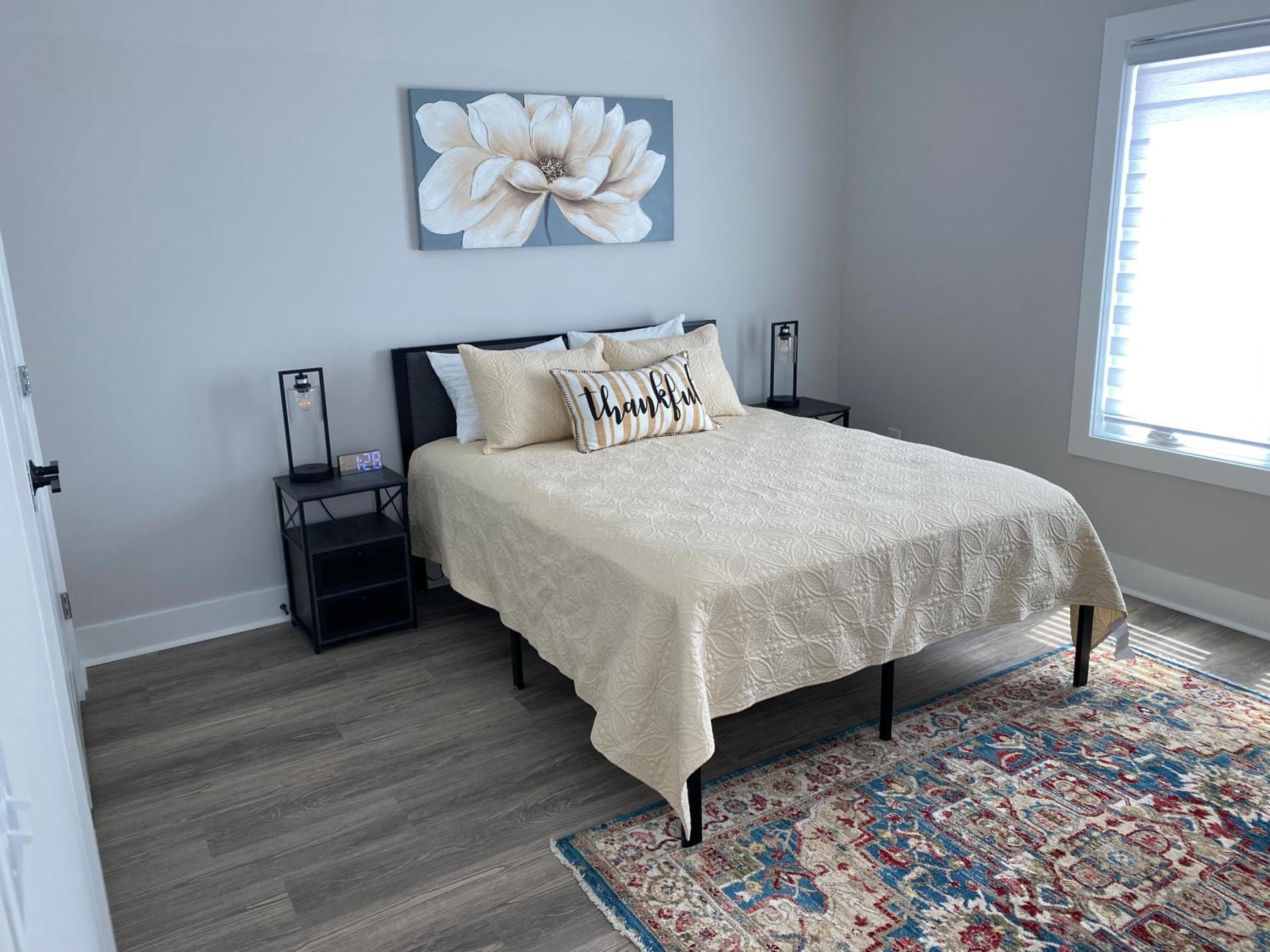 Photograph supplied for Cozy Modern Retreat