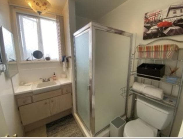Photograph supplied for Stay in Beverly Hills -room for 1 female -walk to shopping and restaurants