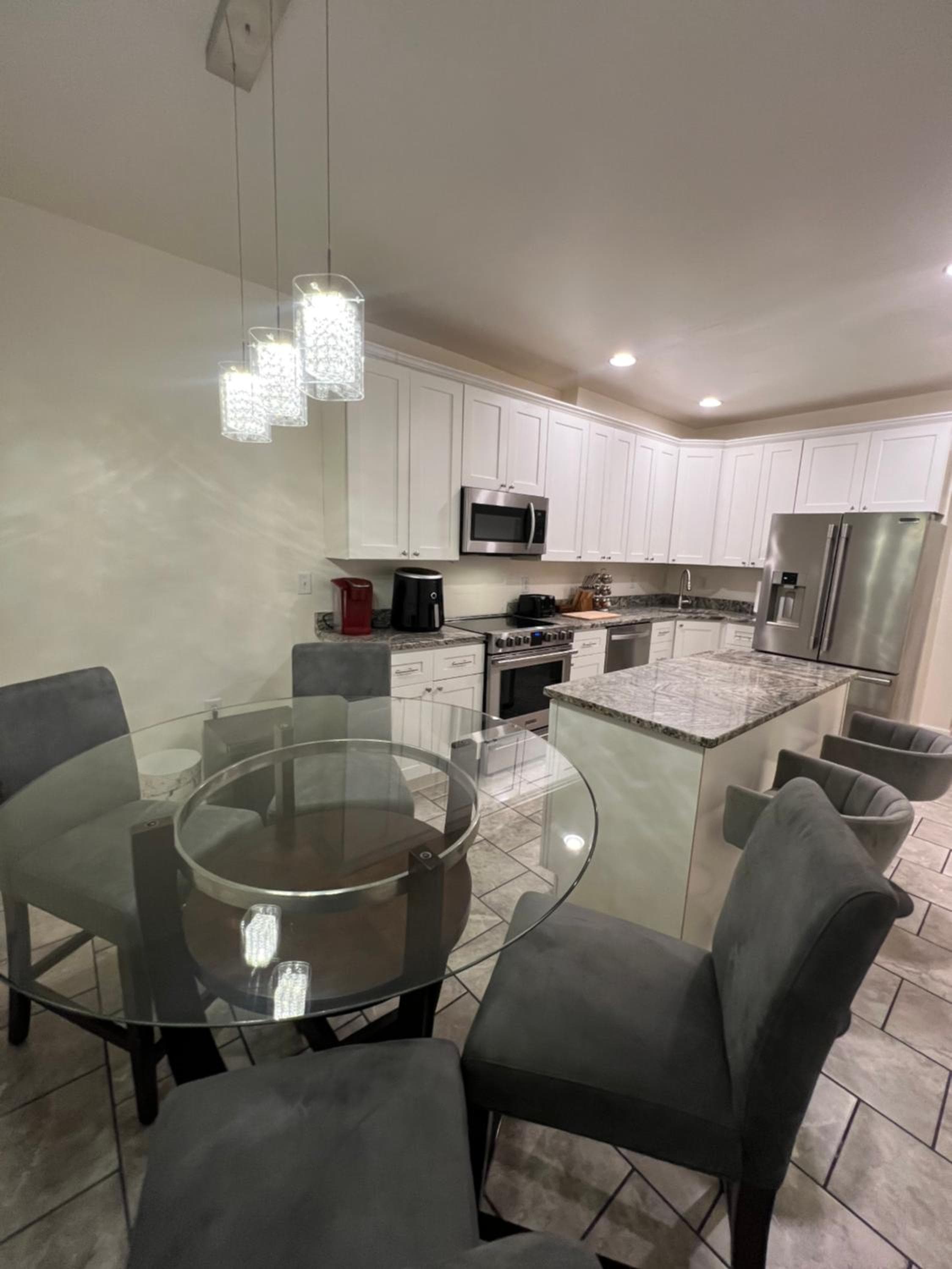 Photograph supplied for Chic 3 Bedroom house in Baltimore