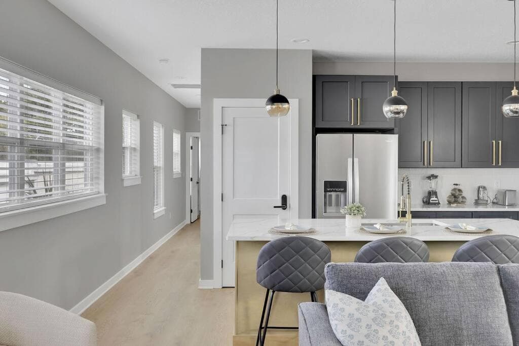 Photograph supplied for NEWLY BUILT SMV Oceanview Terrace House