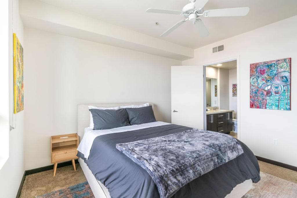 Photograph supplied for New 2Bed Upscale LA Apartment na