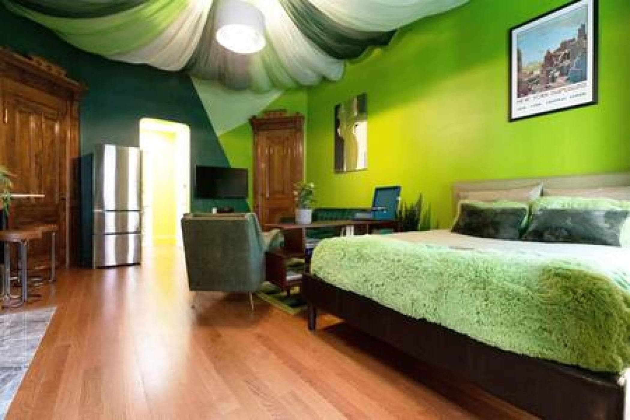 Photograph supplied for The Green Room: 70s Groove Themed Studio