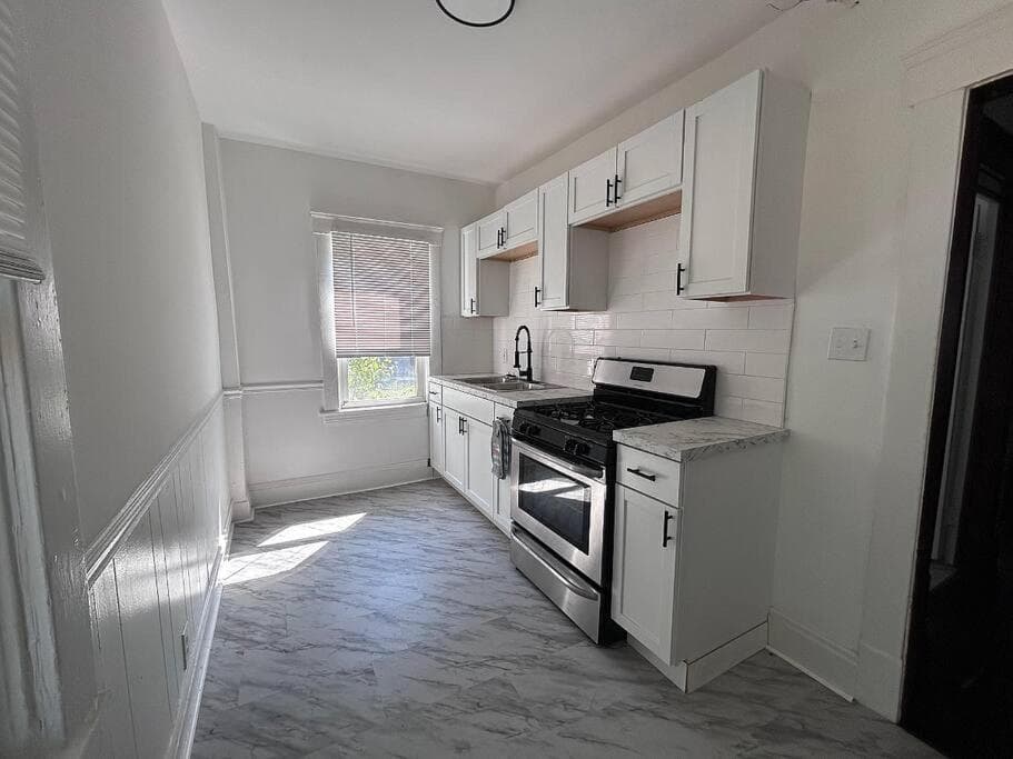 Photograph supplied for 2Bed Apt Near University Hospital
