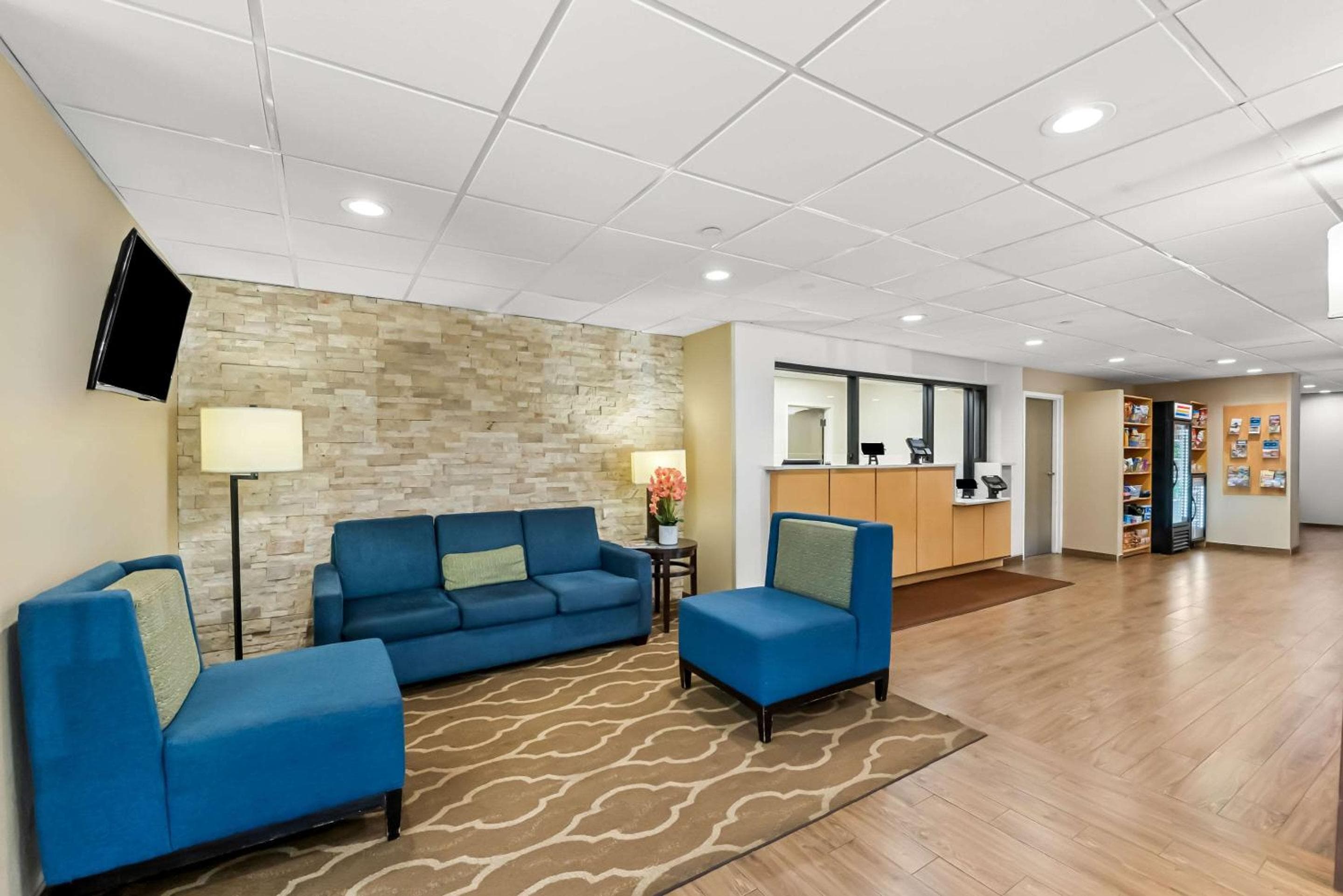 Photograph supplied for Comfort Inn & Suites Durham near Duke University