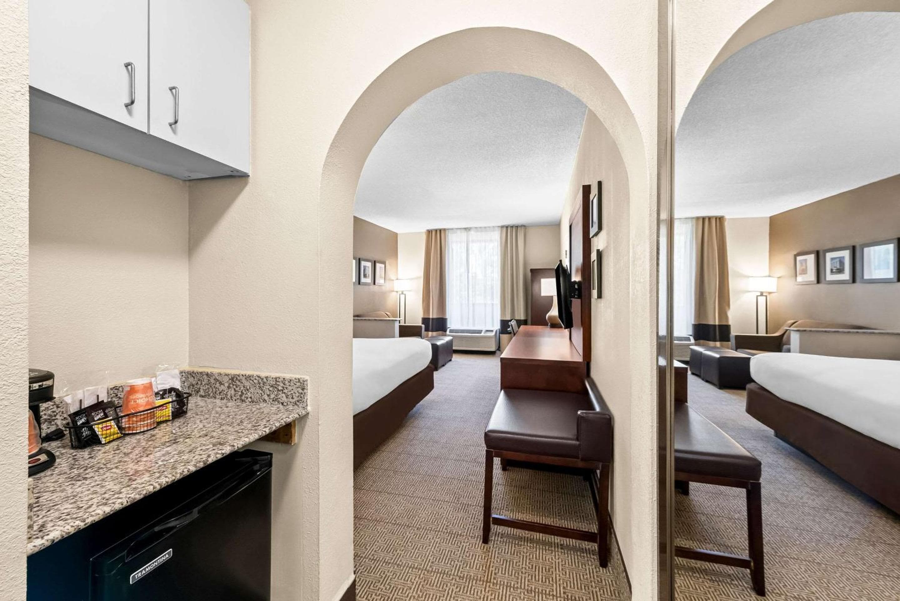Photograph supplied for Comfort Inn & Suites Durham near Duke University