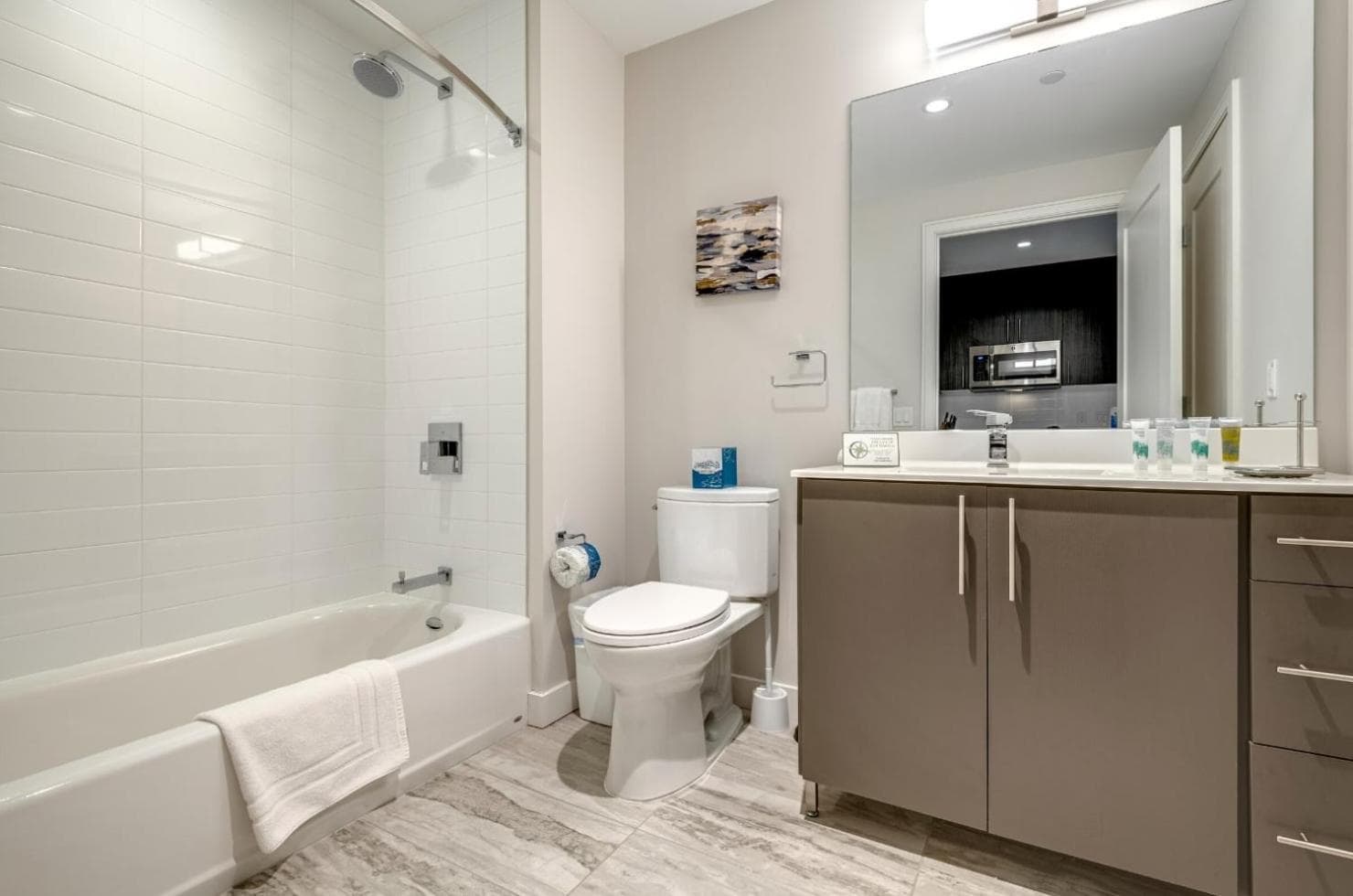 Photograph supplied for Luxury Apt in the Heart of Seaport