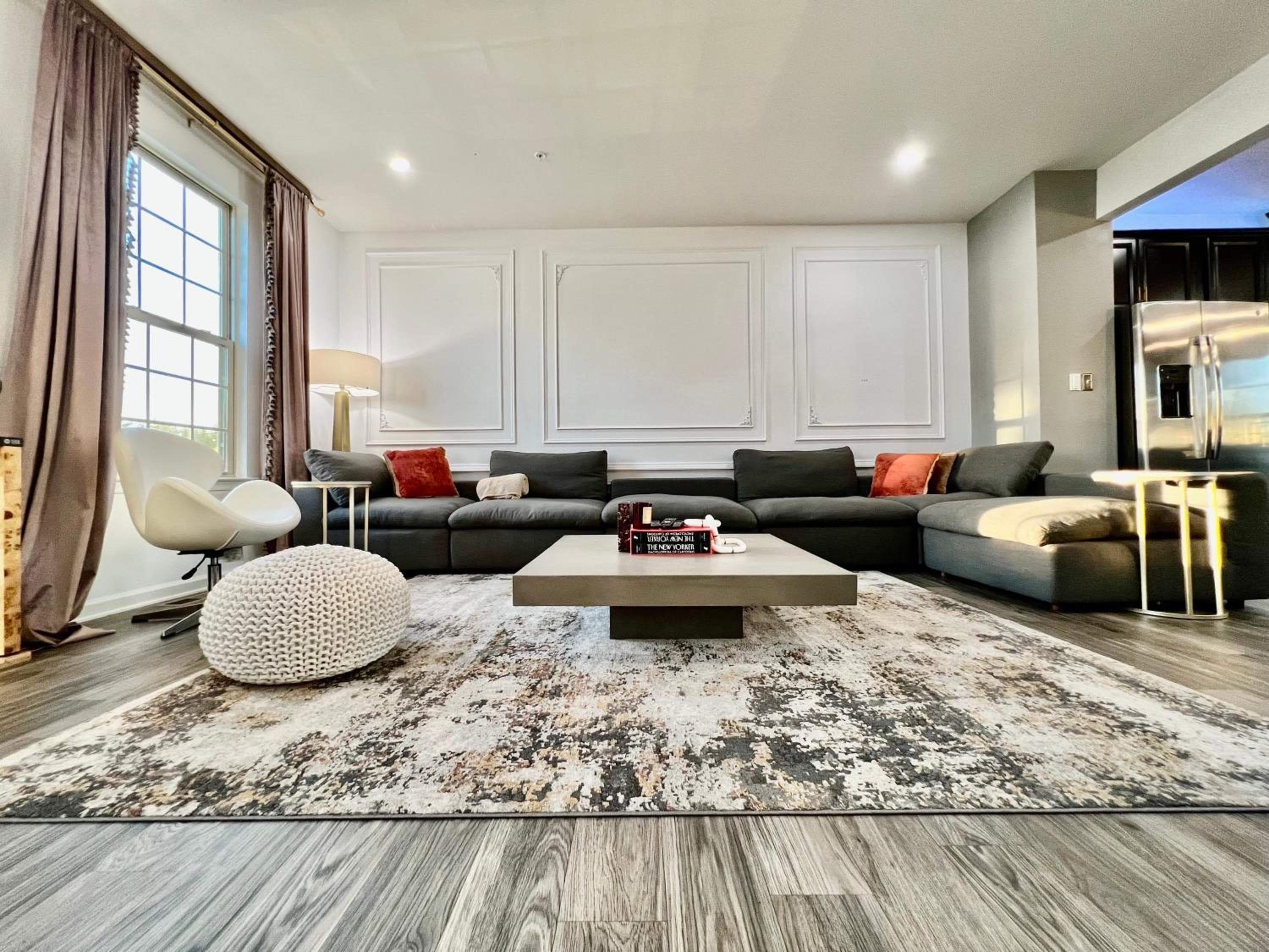 Photograph supplied for Lux Townhome Free Parking 12 min to BWI