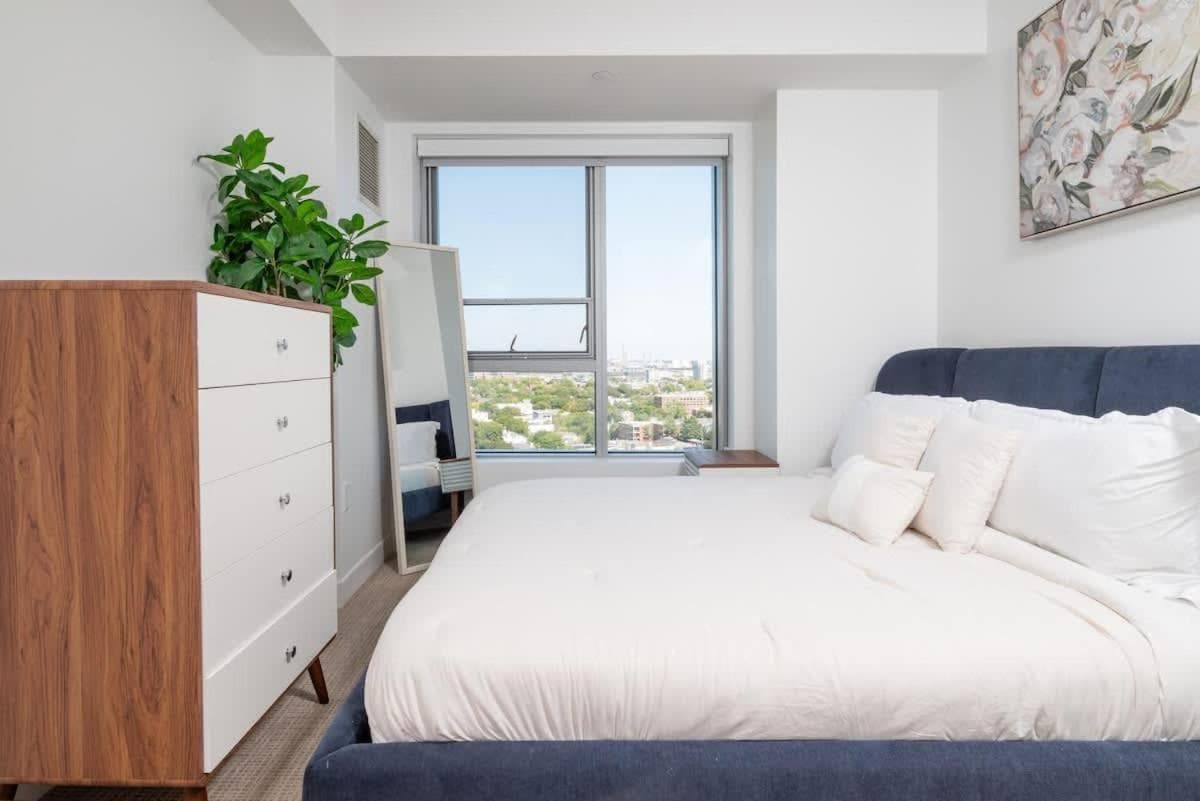 Photograph supplied for Central Penthouse City Skyline Views Gym sleep 8