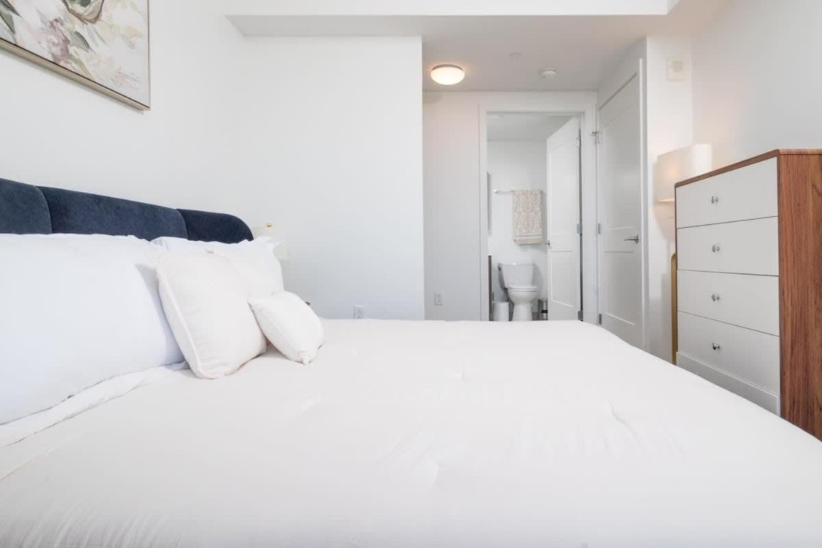 Photograph supplied for Central Penthouse City Skyline Views Gym sleep 8