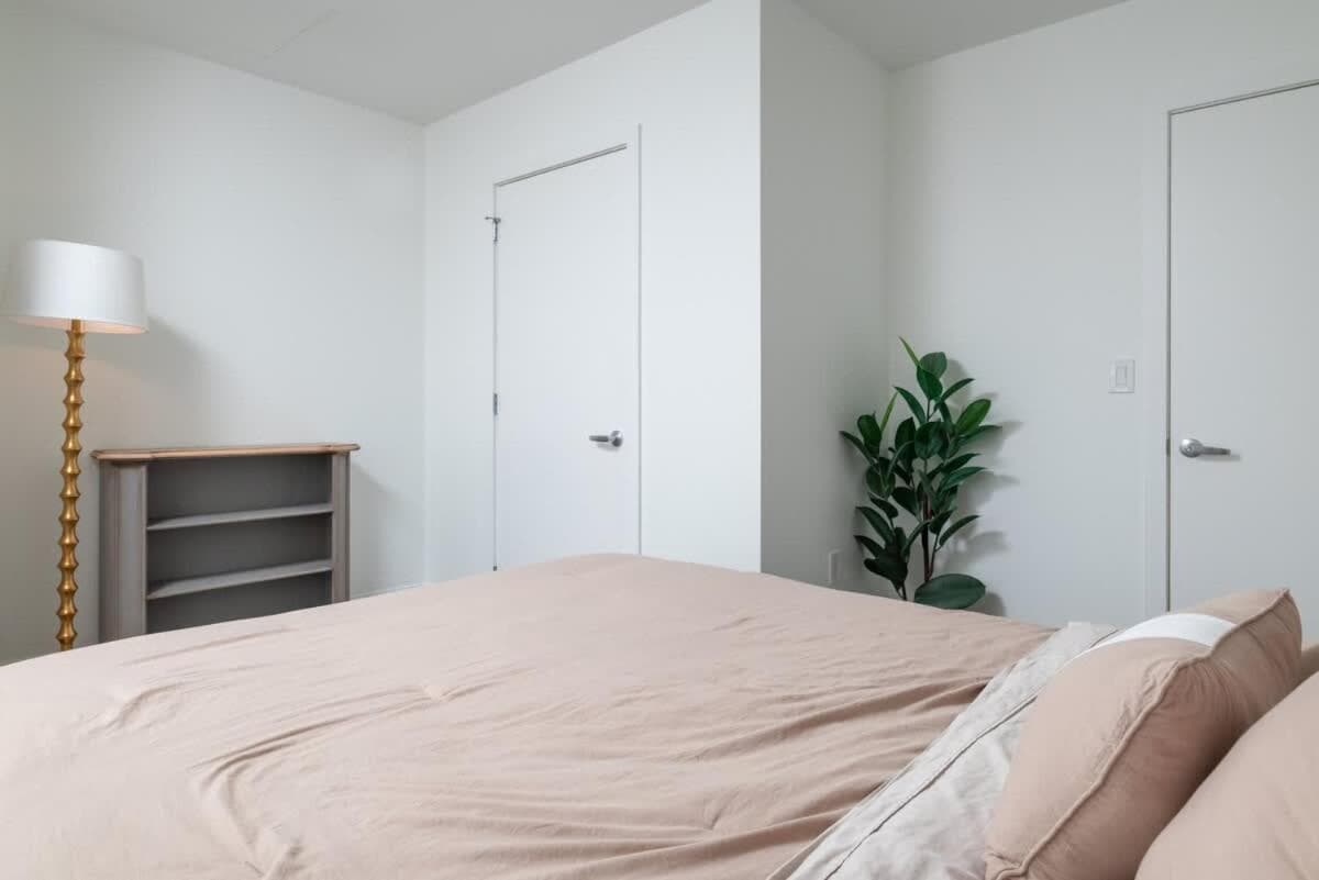 Photograph supplied for Upscale Penthouse w Gym & Parking near MGH & TUFTS