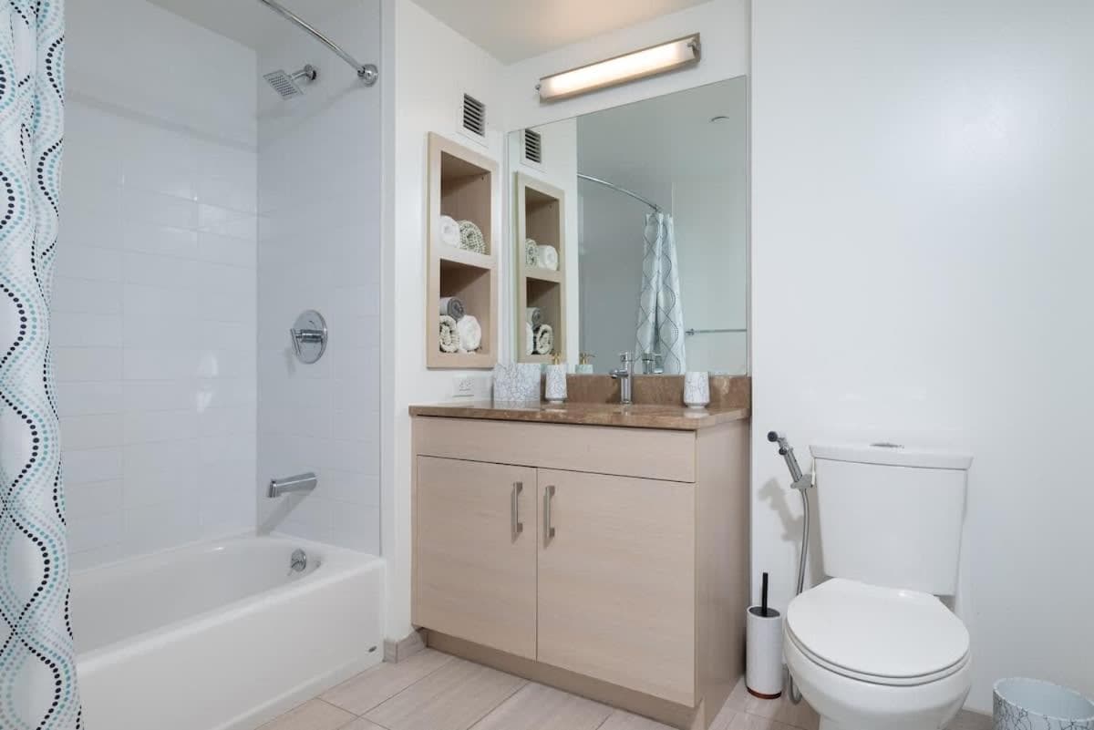 Photograph supplied for Upscale Penthouse w Gym & Parking near MGH & TUFTS