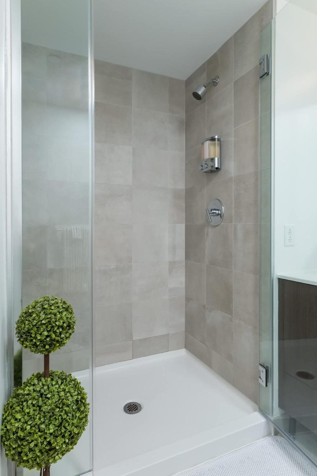 Photograph supplied for Upscale Penthouse near MIT Harvard Central Square