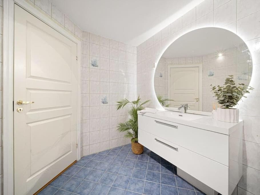 Photograph supplied for Stor leilighet i Bergen sentrum!