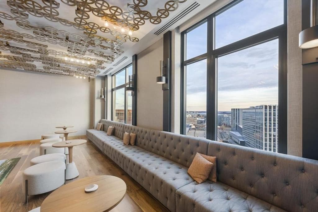 Photograph supplied for High-end 2BR 2BA unit in Seaport