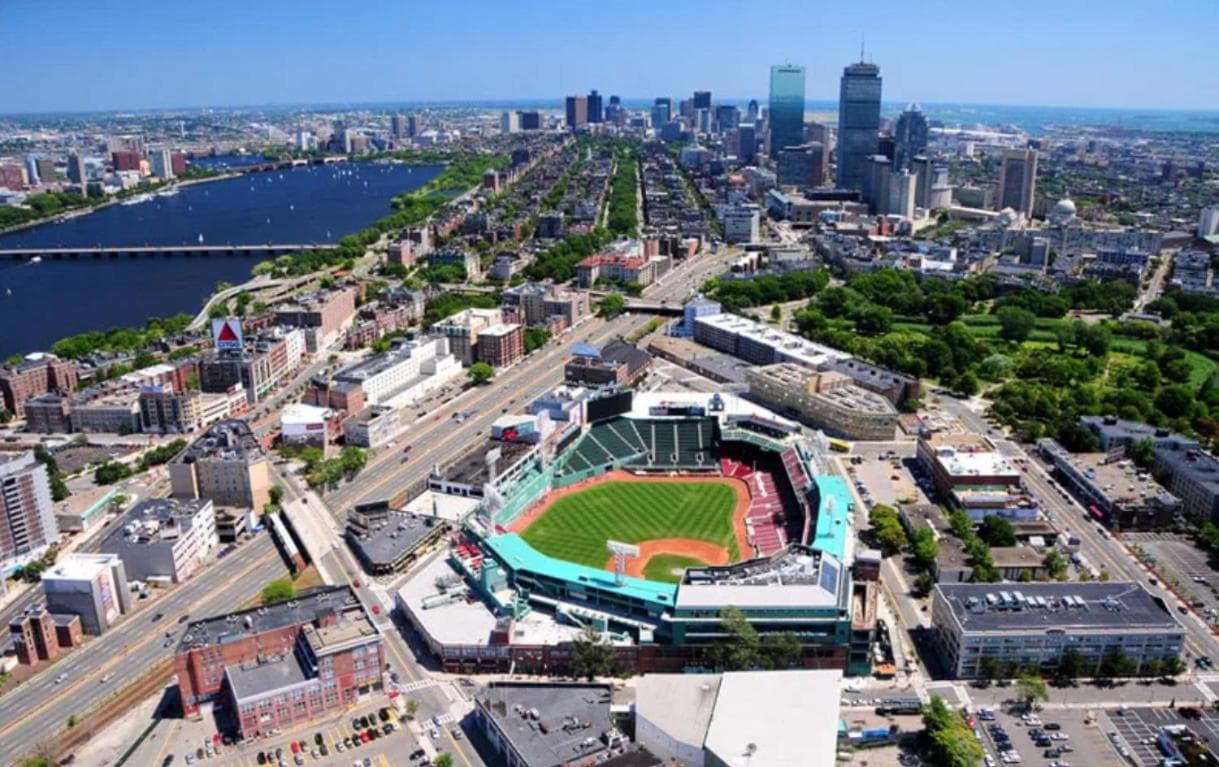 Photograph supplied for Adorable modern 2bed 2 Bath Apartment fenway park