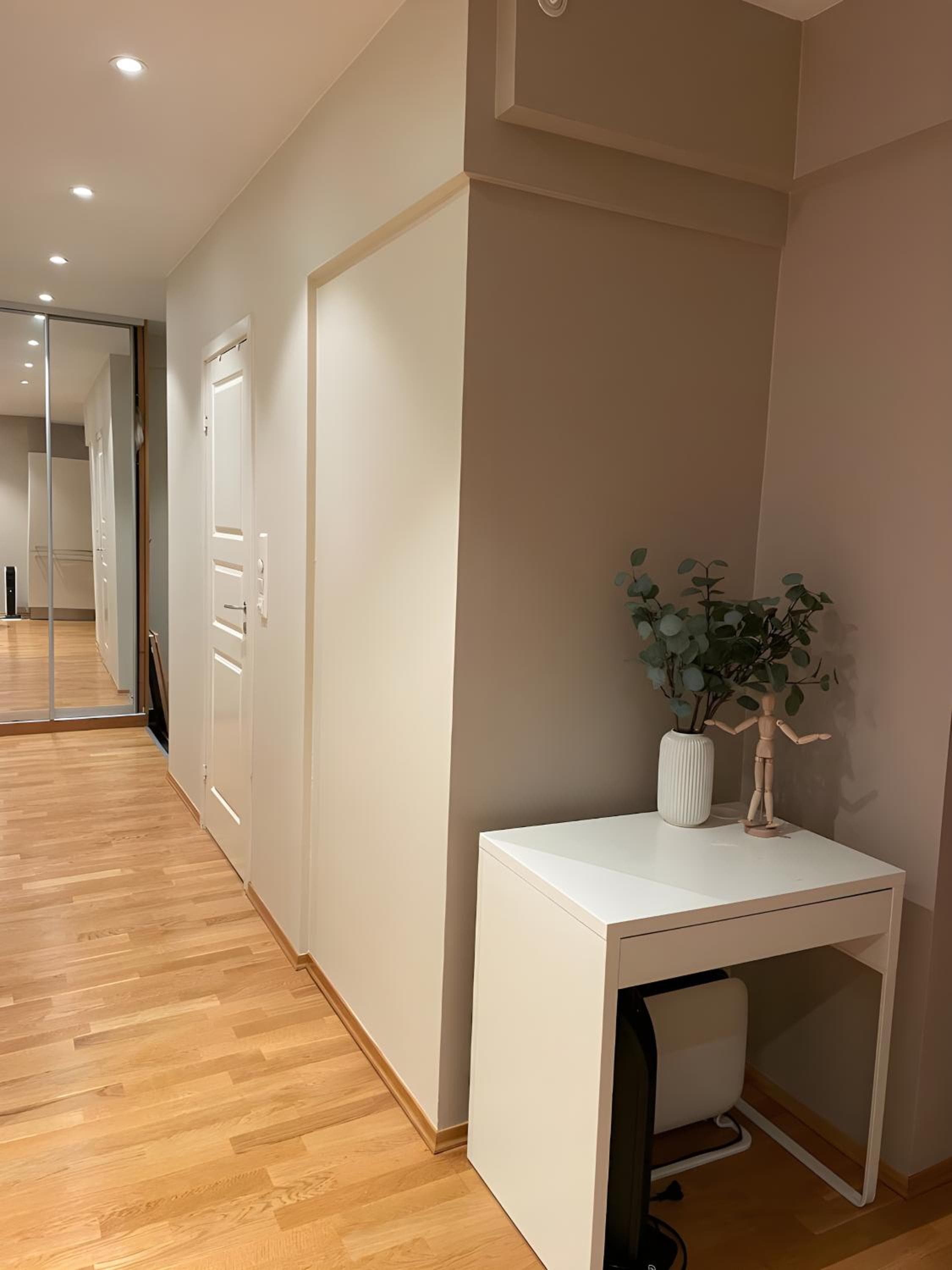 Photograph supplied for Lovely 3-room gem in the heart of Bergen City