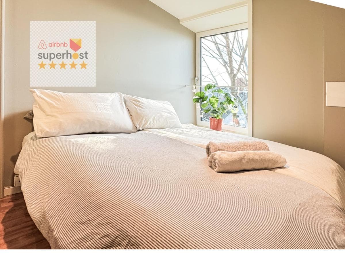 Photograph supplied for CENTRAl STRONG WI-FI CoZY HOME FEELING