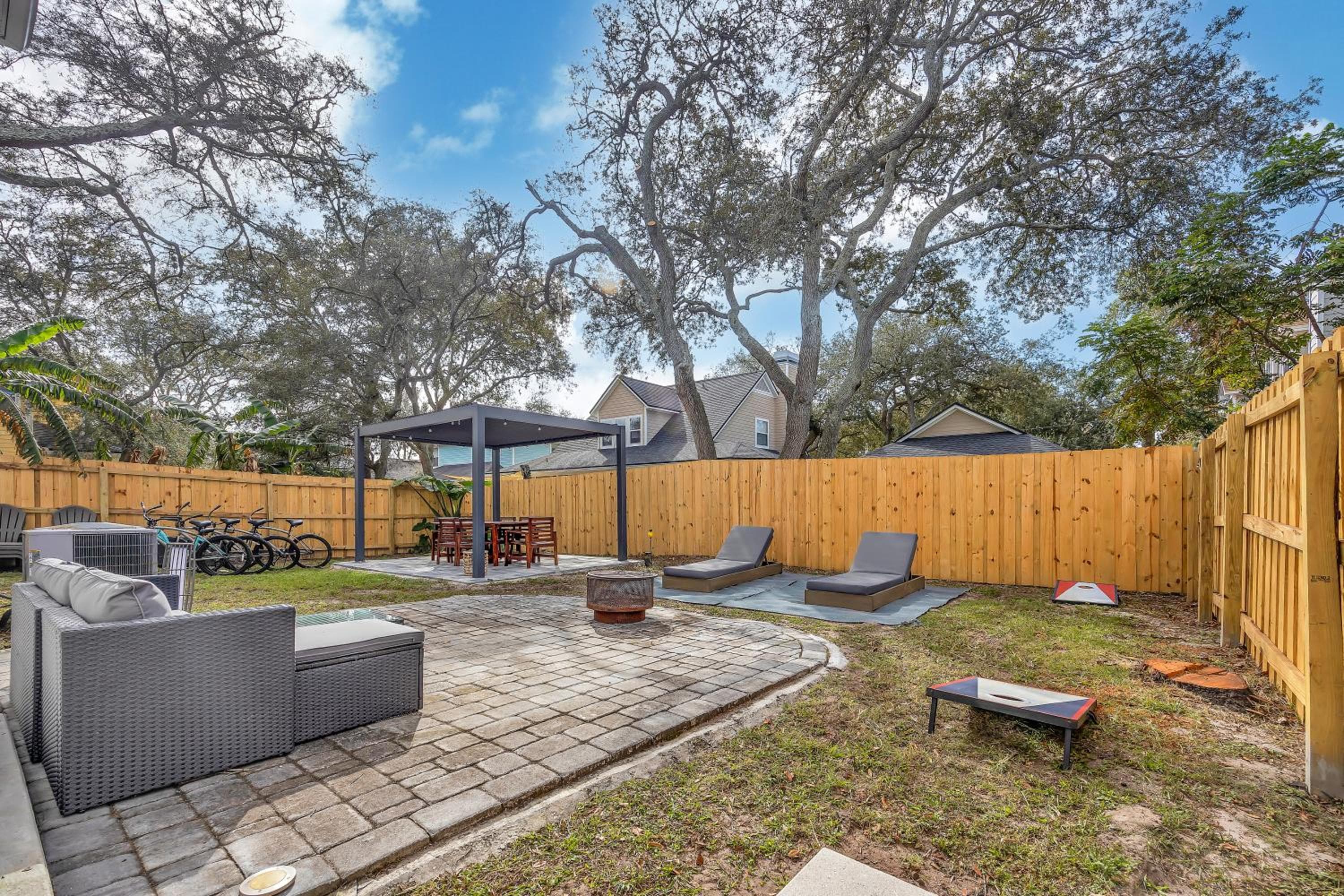 Photograph supplied for {Hidden Gem} Beach Home Blocks from Ocean +6 Bikes