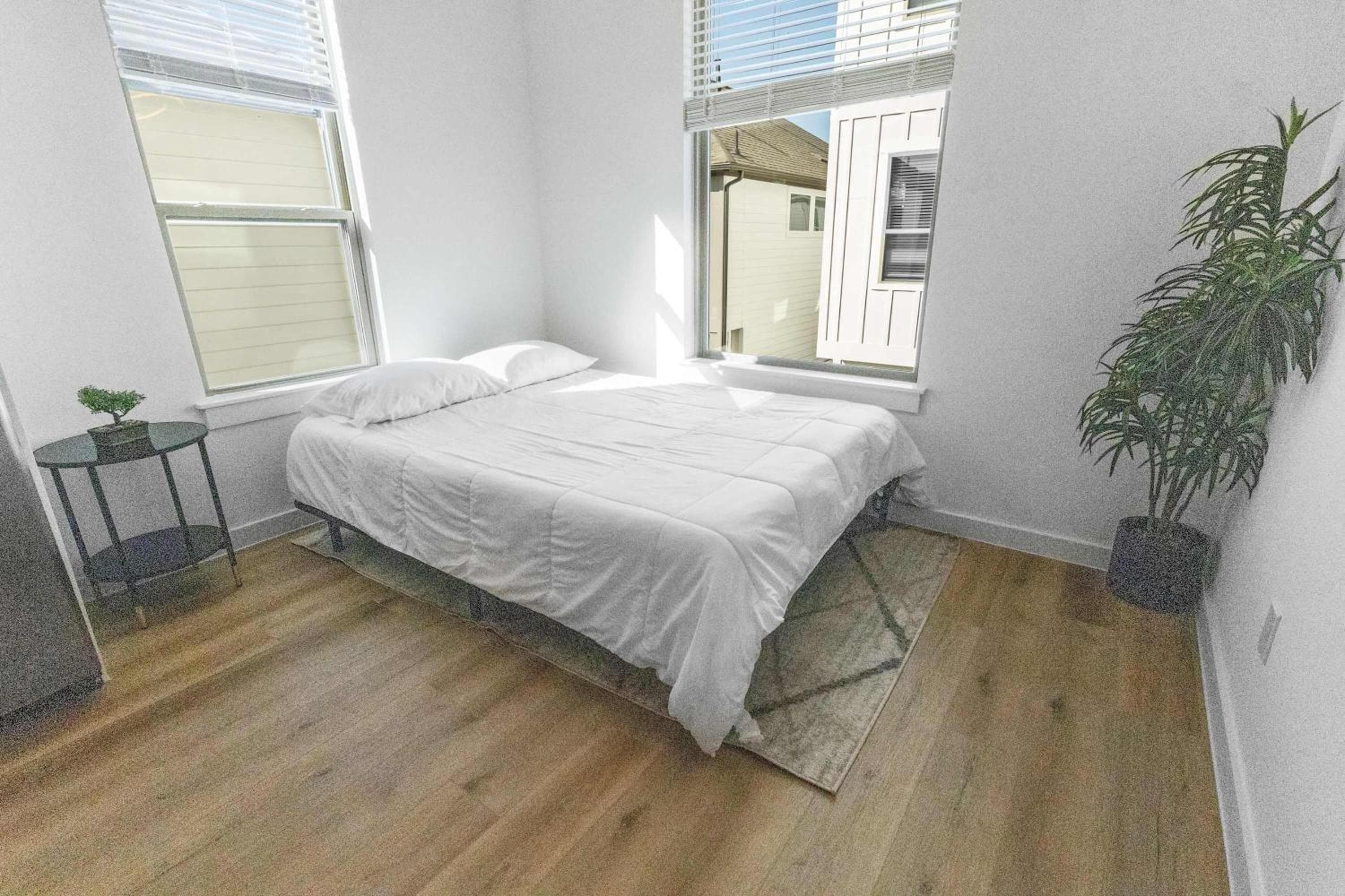 Photograph supplied for Spacious 3BD with Pool I Near Hotspots I Sleeps 12