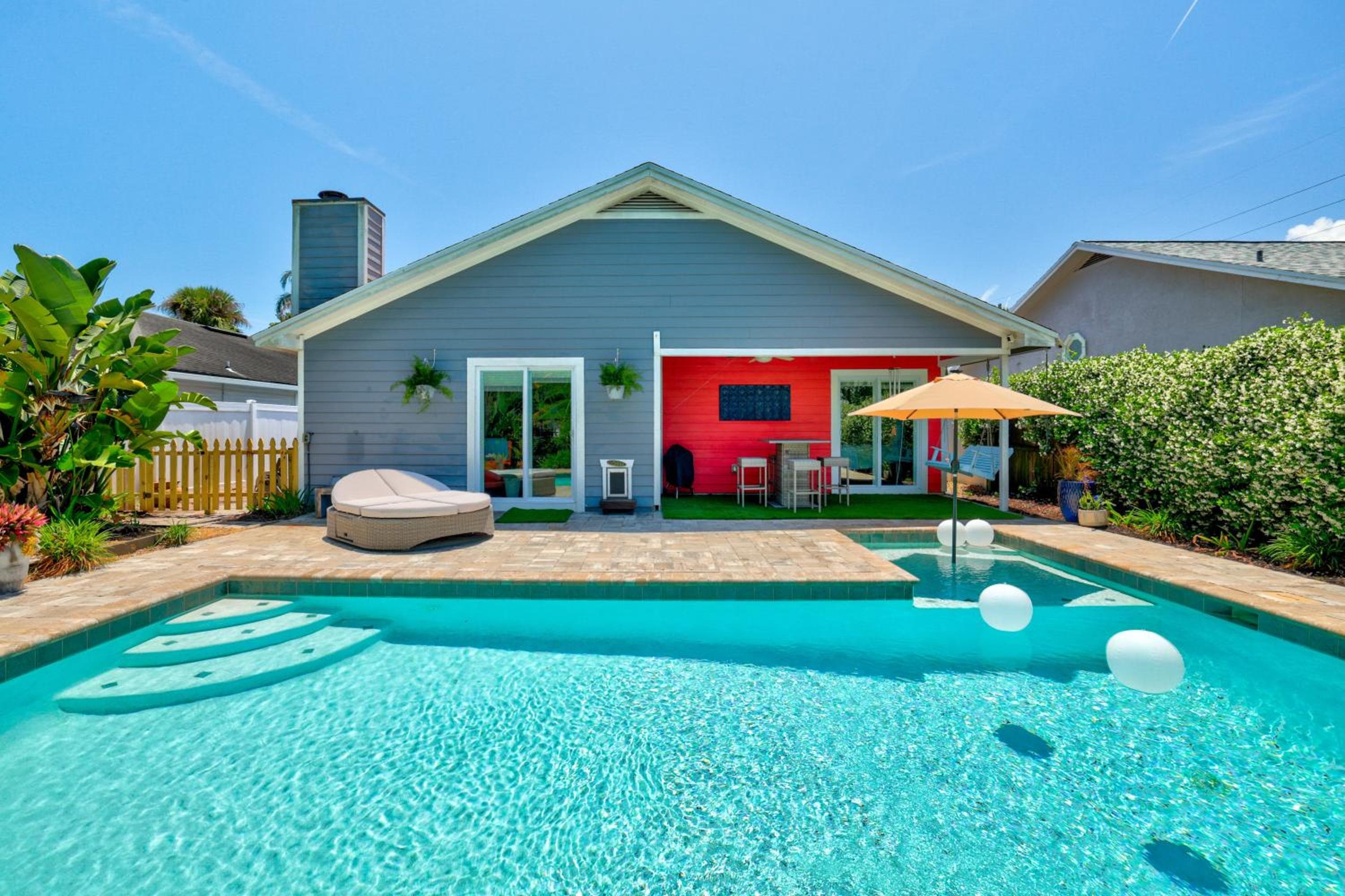 Photograph supplied for PrivateTropical Oasis in Jax Beach