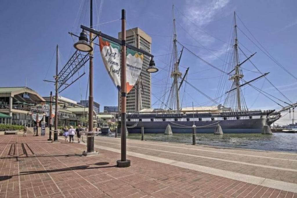 Photograph supplied for Baltimore executive furnished properties at Inner Harbor Water st