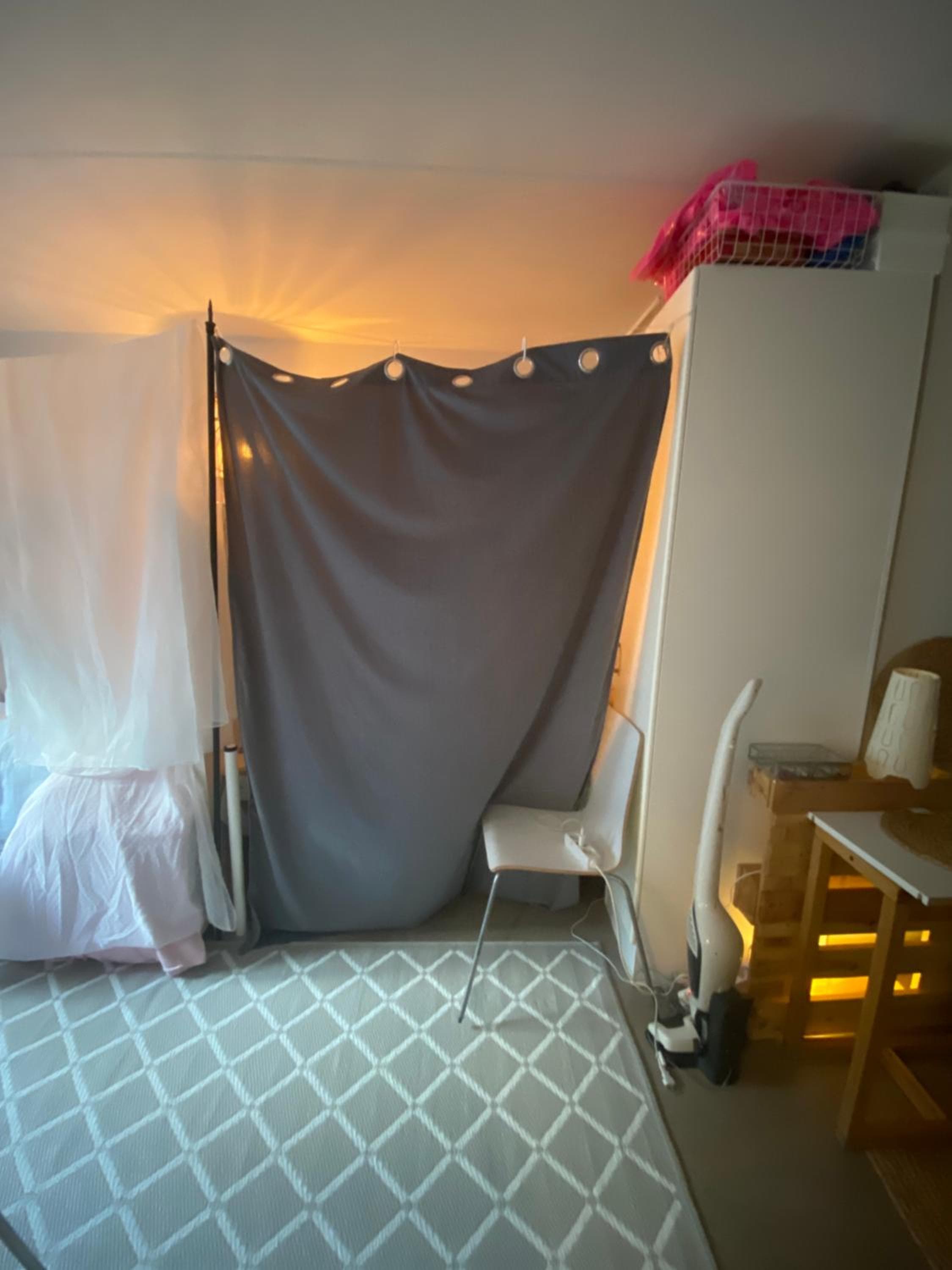 Photograph supplied for Central cozy accommodation, single room or bed in dormroom