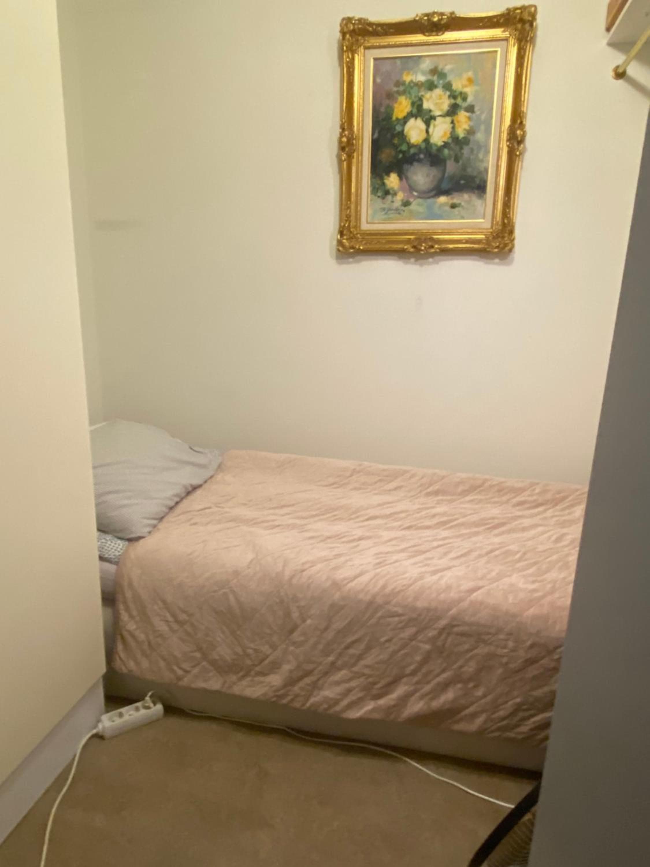 Photograph supplied for Central cozy accommodation, single room or bed in dormroom