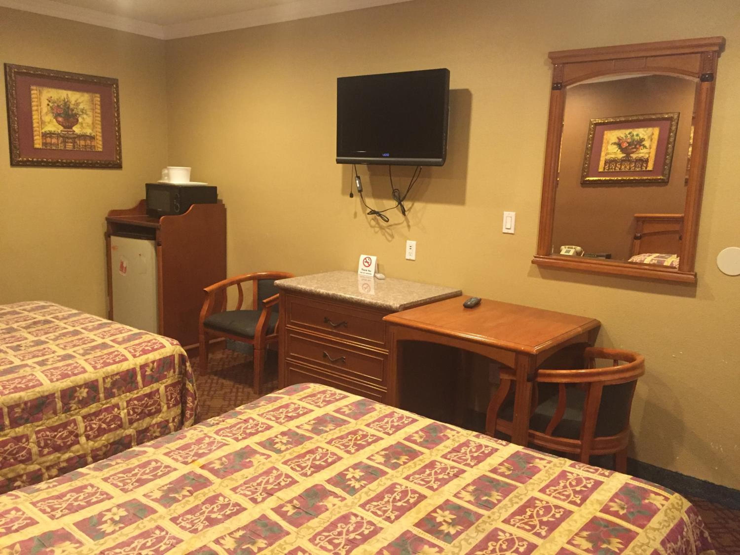 Photograph supplied for Beverly Inn