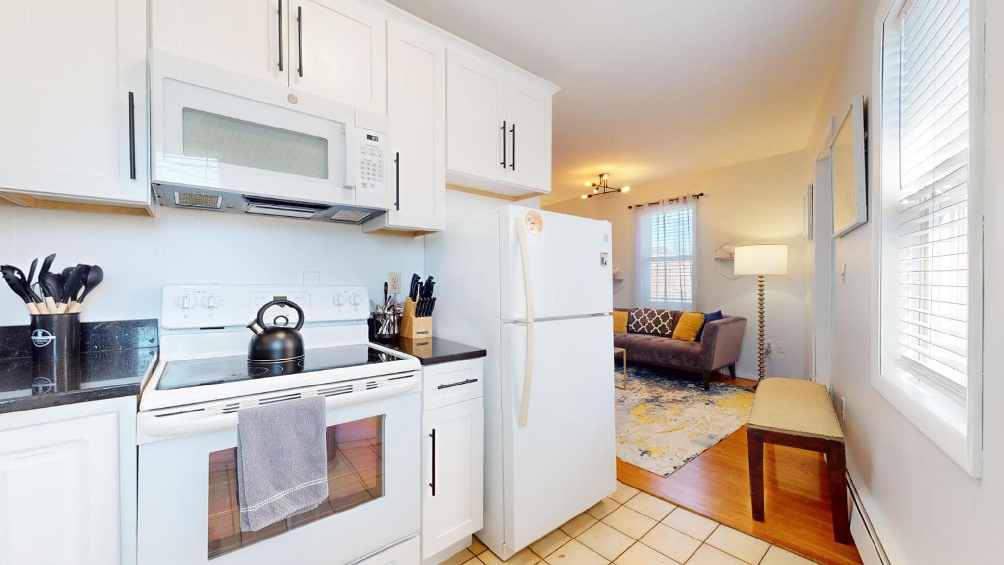 Photograph supplied for South End,2 bed, in unit lau,cen air, Northeastern