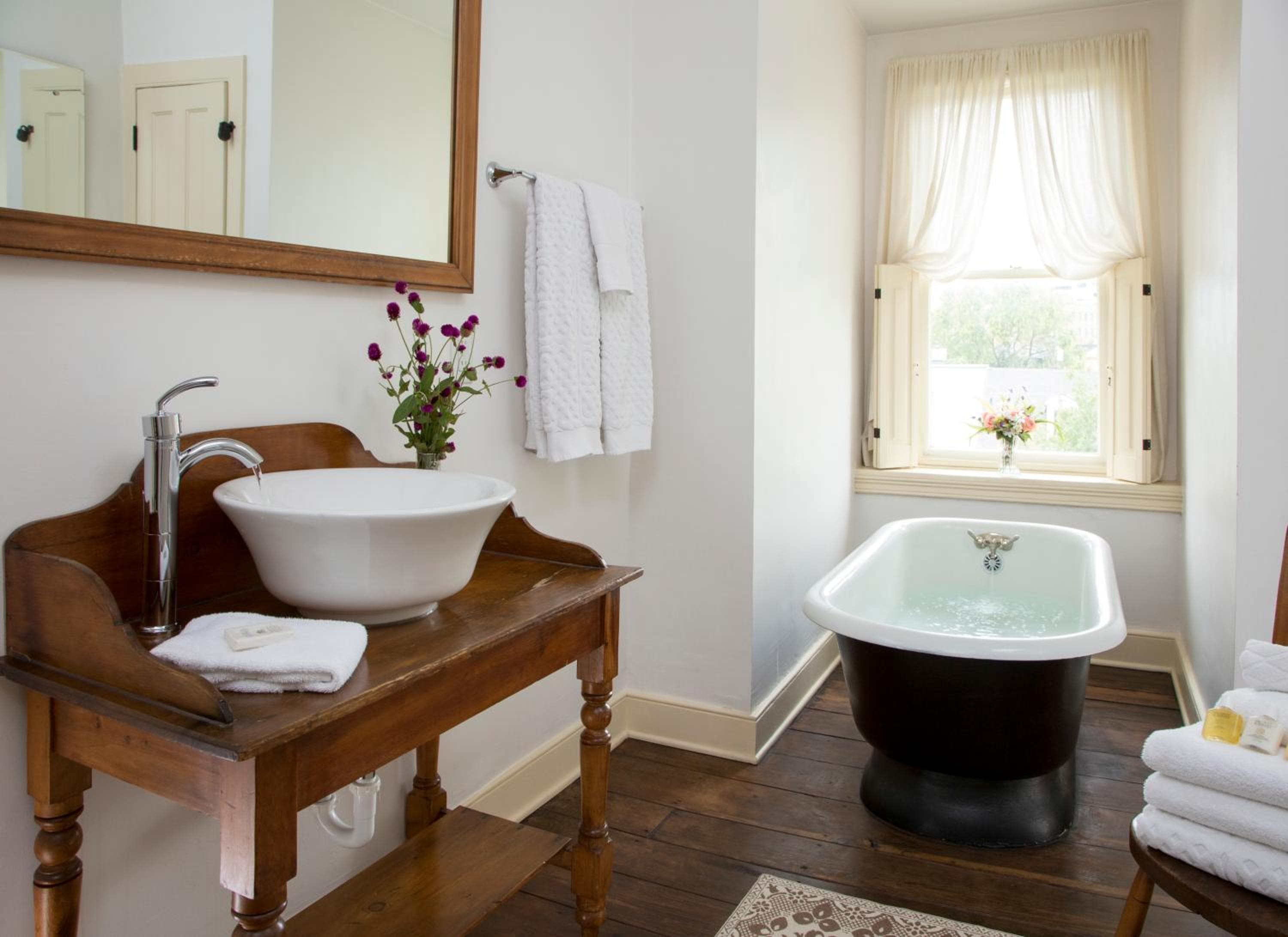 Photograph supplied for Rachael's Inner Harbor Boutique Inn