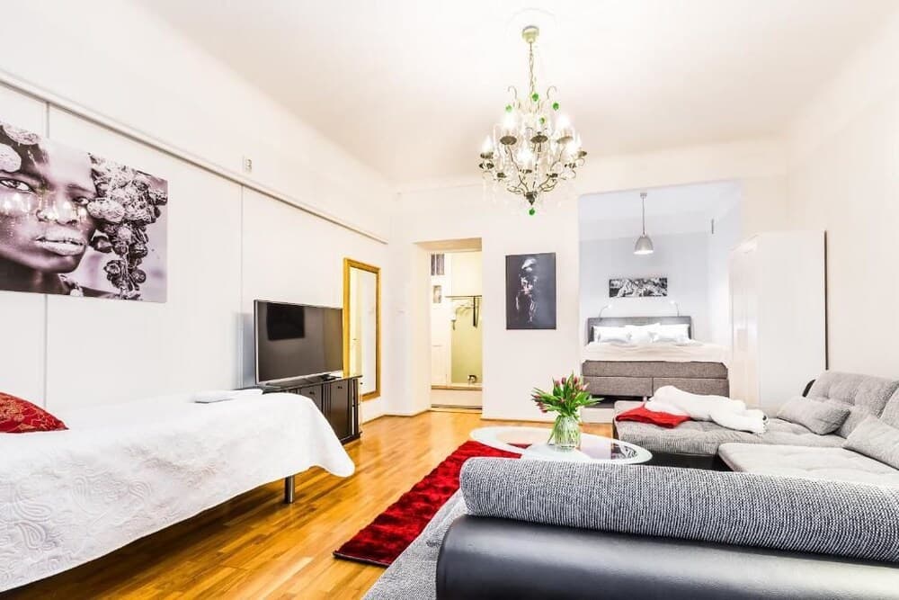 Photograph supplied for Go Happy Home Apartment Mikonkatu 18 2
