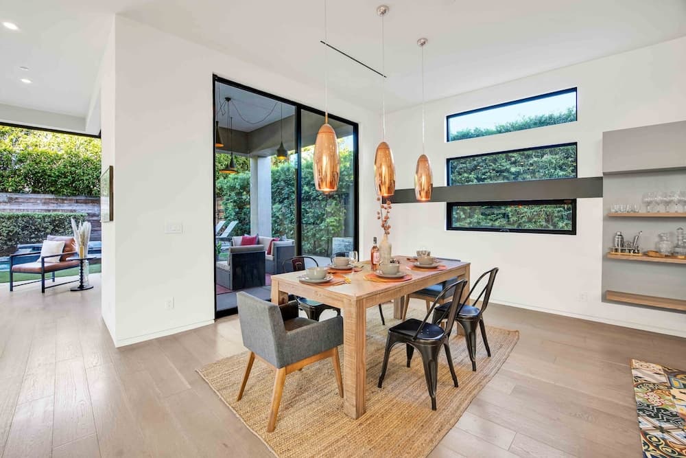 Photograph supplied for LA Villa by Avantstay Walk to The Grove LA