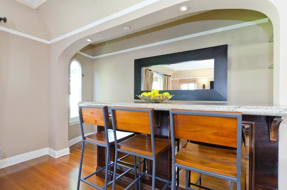Photograph supplied for LA157 2 Bedroom Apartment By Senstay